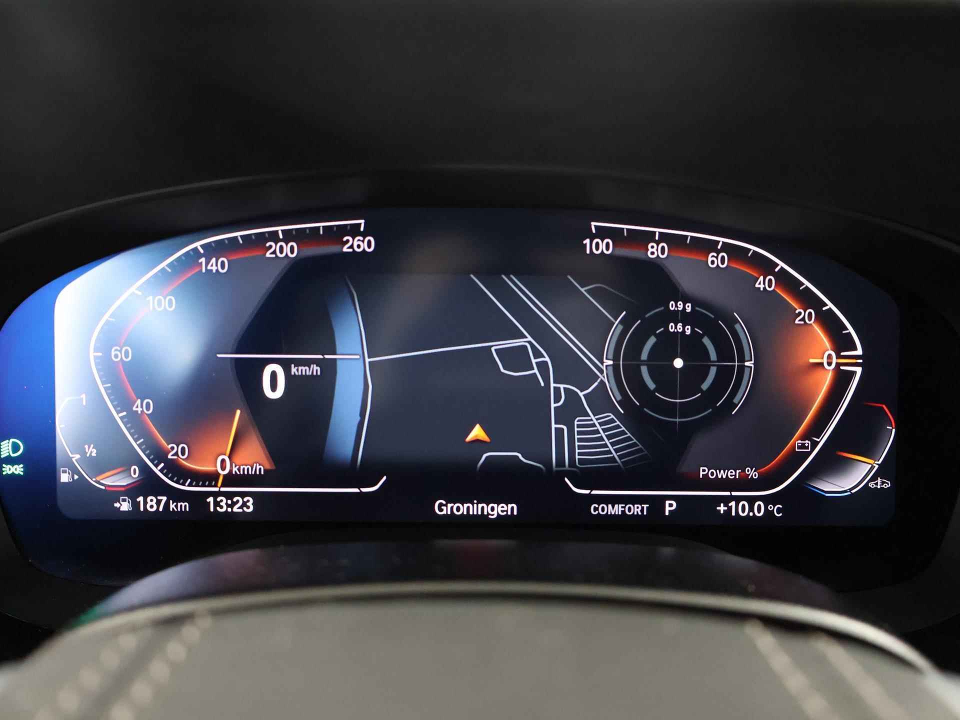 BMW 5-serie Touring 520i High Executive | Laserlight LED koplampen | Trekhaak | Navigatie | Stoelverwarming | Digitaal dashboard | Lederen Interieur | Comfort zetels + Geheugen | PDC | - 13/53