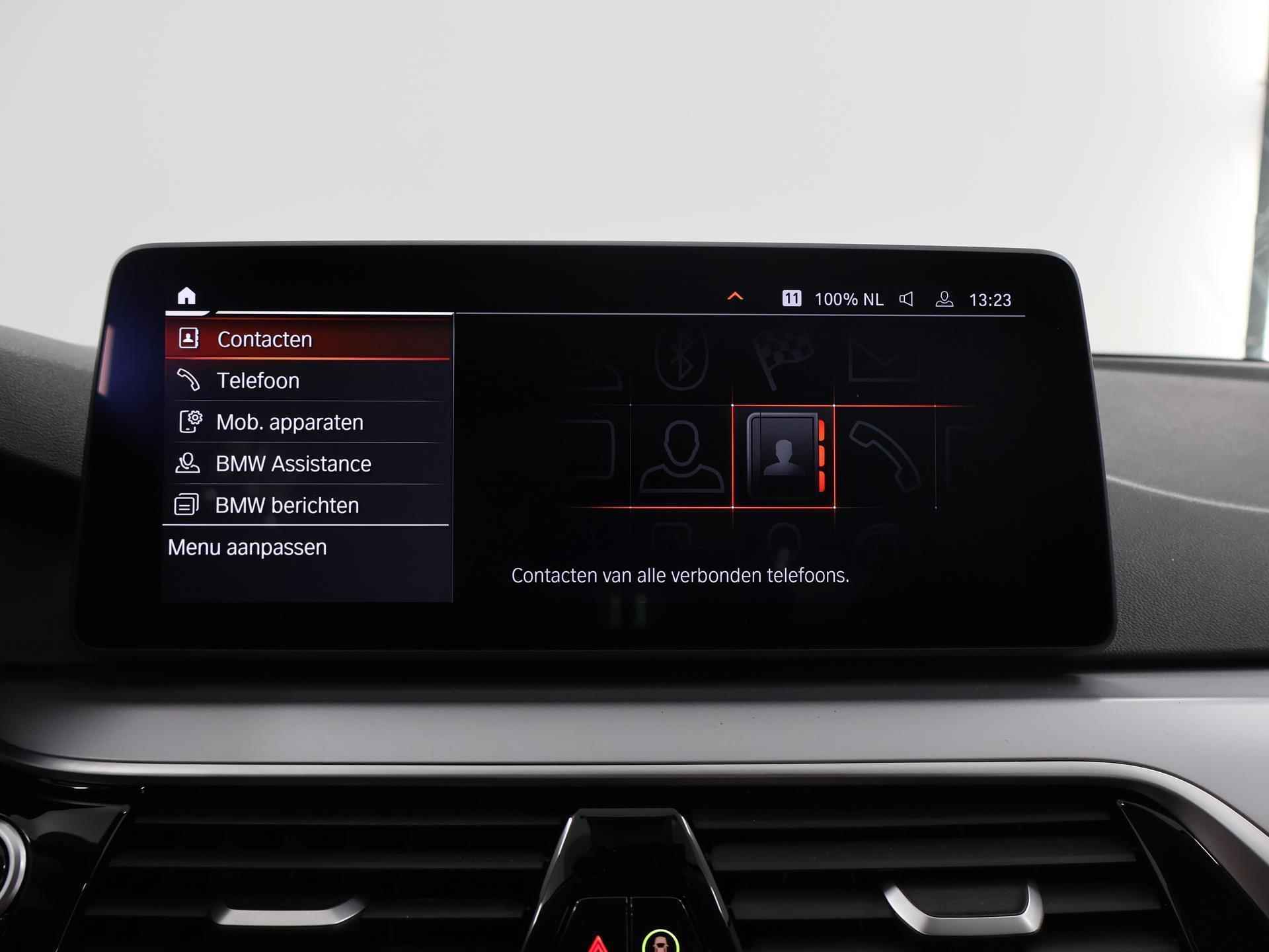 BMW 5-serie Touring 520i High Executive | Laserlight LED koplampen | Trekhaak | Navigatie | Stoelverwarming | Digitaal dashboard | Lederen Interieur | Comfort zetels + Geheugen | PDC | - 18/53