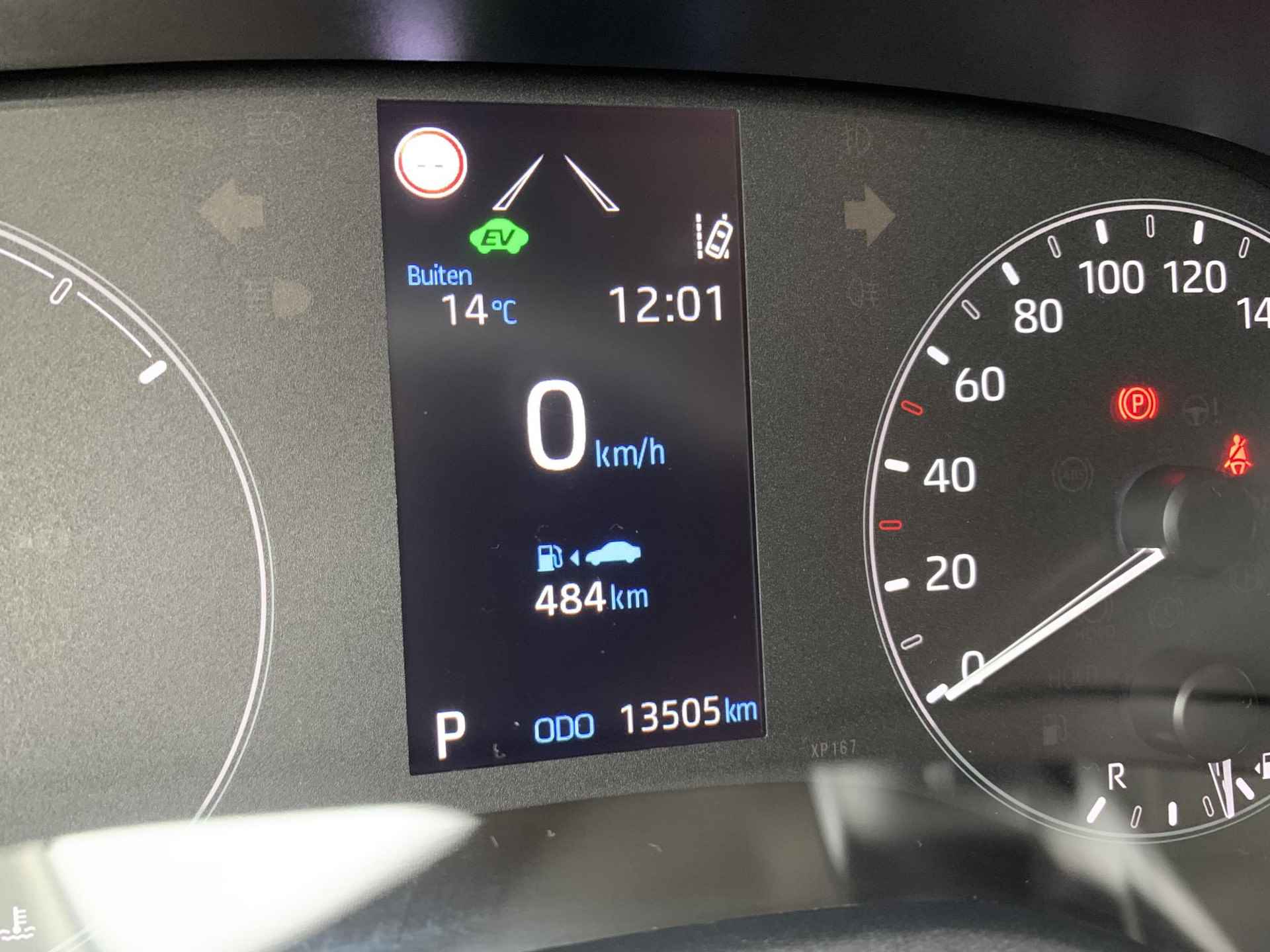 Toyota Yaris 1.5 Hybrid Dynamic Plus HUD + Stuur & Stoelverwarming - 14/24