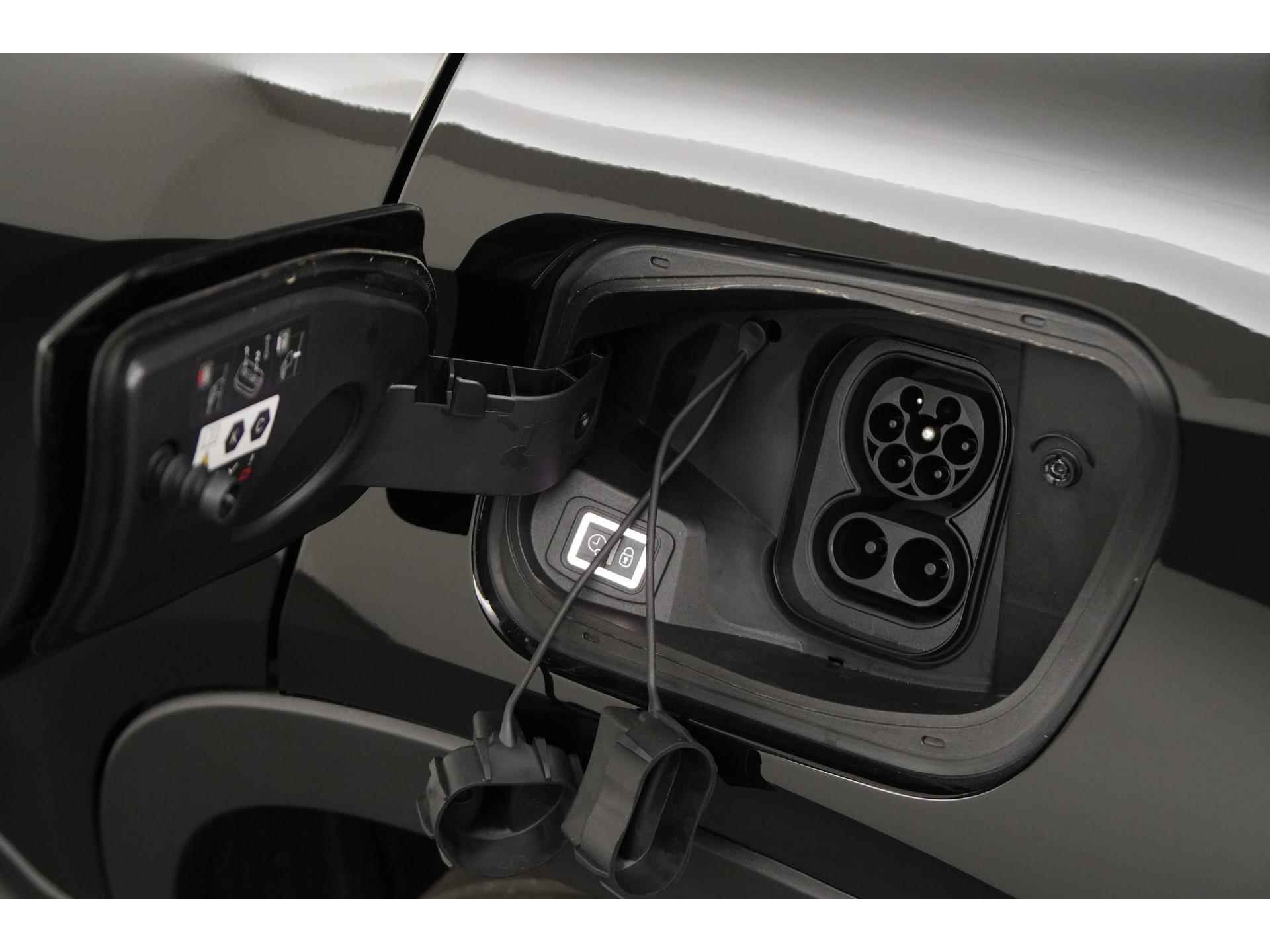 Jeep Avenger Longitude 54kWh 3-fase | Apple/Android Carplay | Digital Cockpit | Warmtepomp | Zondag Open! - 28/40