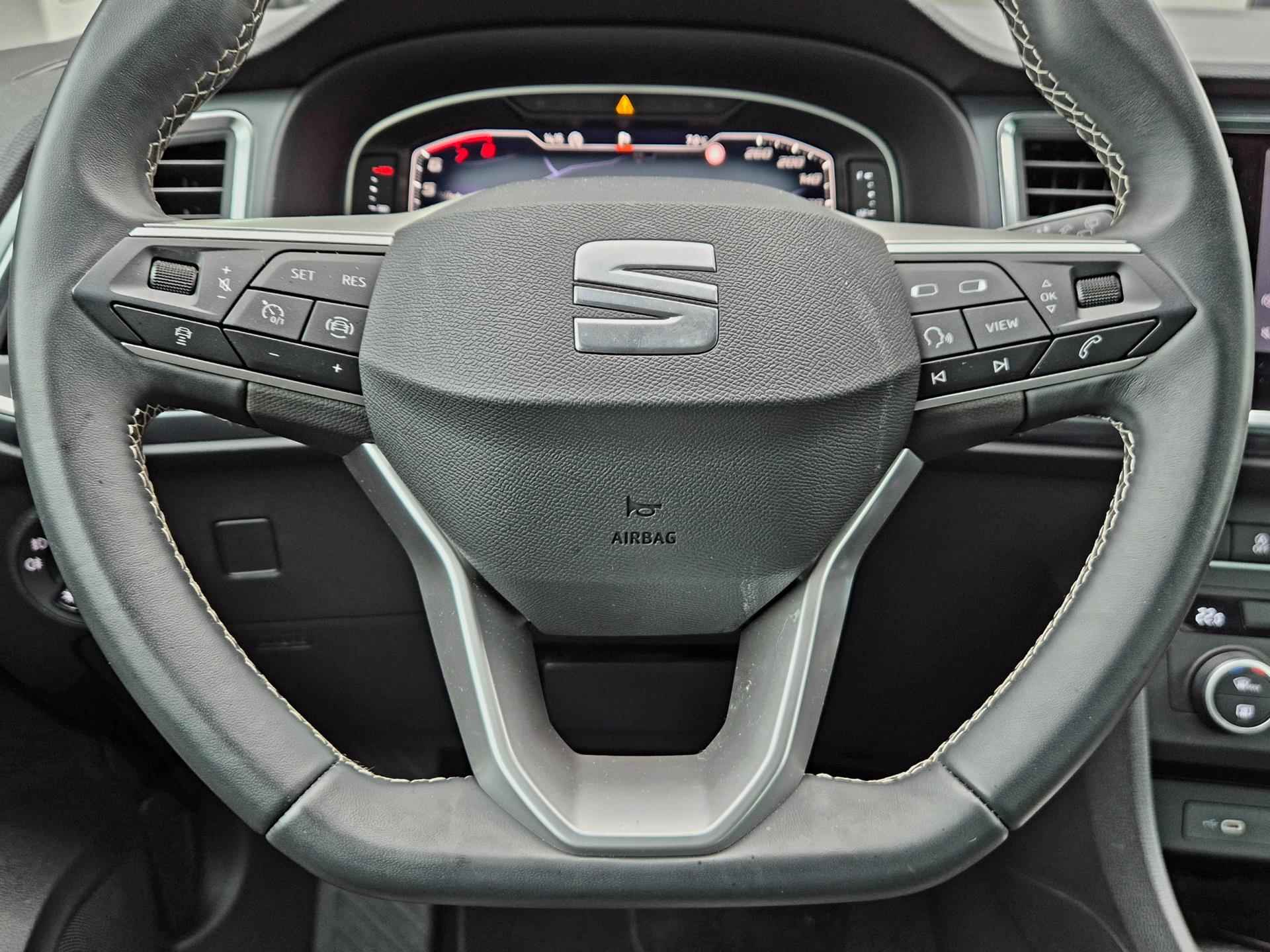 Seat Ateca 1.0 TSI Style Business Intense 110PK + LED|Digital cockpit|Navi|Apple|Android|Adaptive cruise|Leder-Alcantara|18"LMV - 16/31