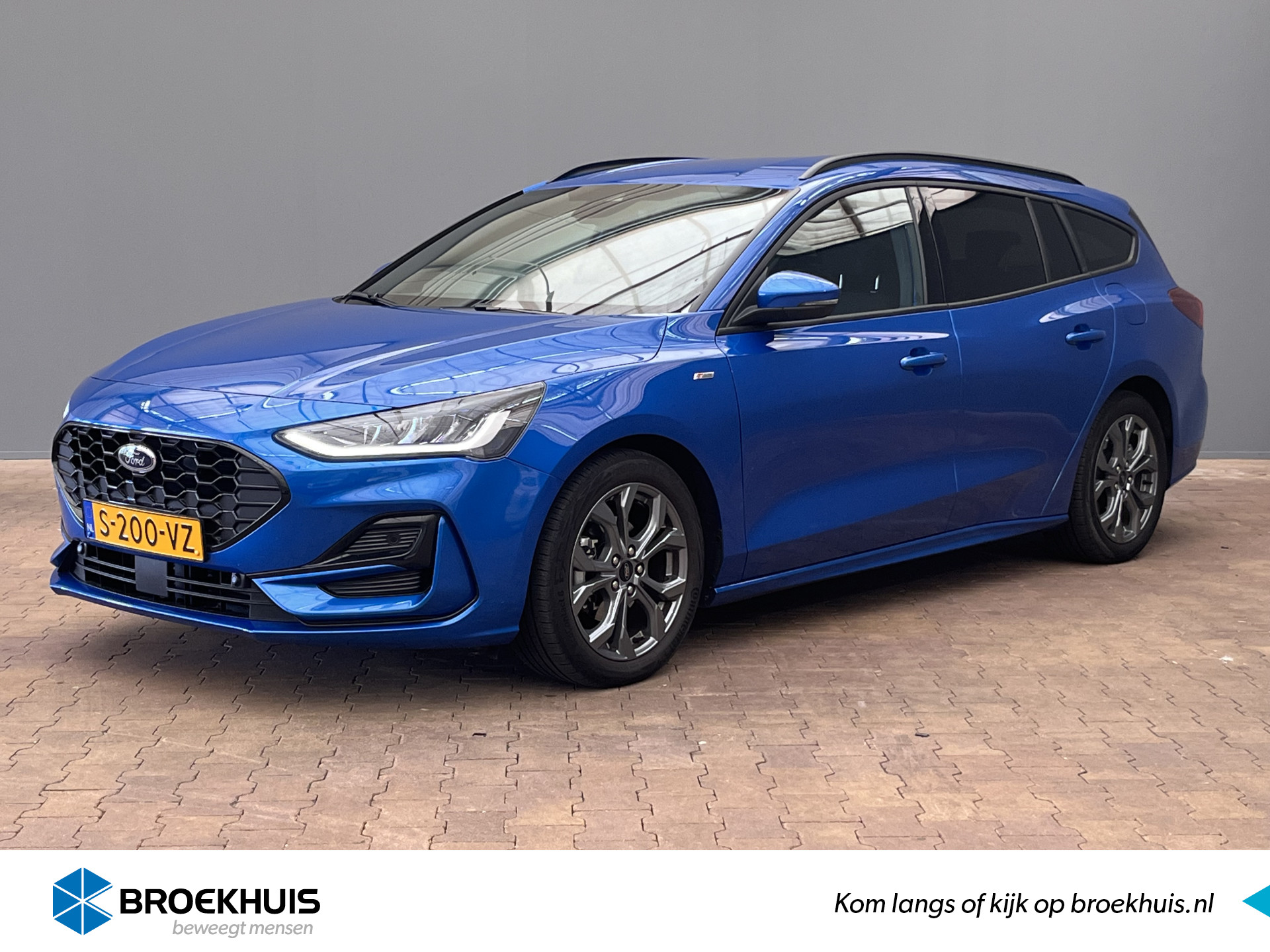 Ford Focus Wagon 1.0 Hybrid ST Line 125 PK | Stuur- en Stoelverwarming | Navigatie | Parkeersensoren Voor + Achter | LED | Cruise | Airco