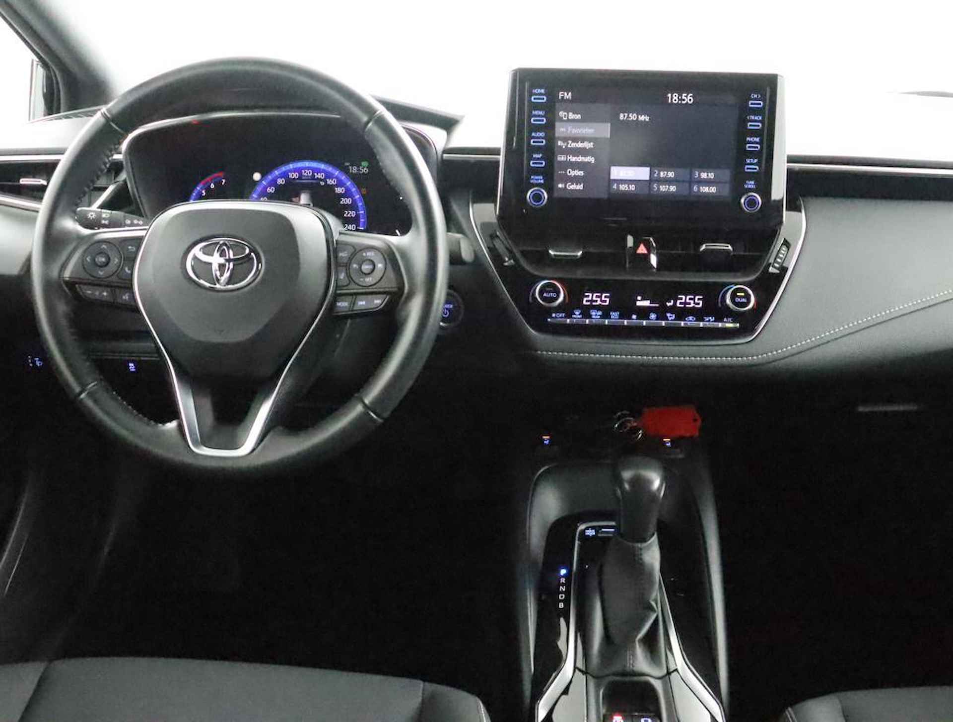 Toyota Corolla Touring Sports 1.8 Hybrid Business Plus | Stoelverwarming | Apple Carplay & Android Auto | Climate control | - 4/75