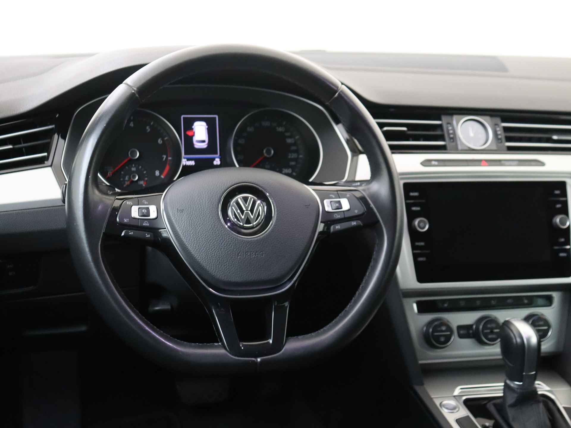 Volkswagen Passat Variant 1.4 TSI ACT Highline 150 pk Automaat | Navigatie | Trekhaak | Climate Control - 7/33