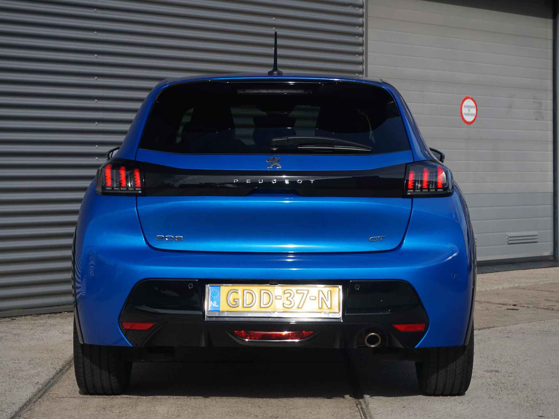 Peugeot 208 1.2 TURBO GT AUTOMAAT | Navigatie Pro | Climate control | Carplay | Camera | - 8/60