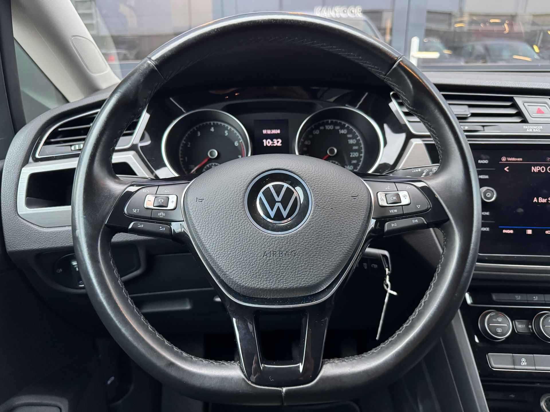 Volkswagen TOURAN 1.5 TSI Comfortline Business 7p 150PK| Elektrische Trekhaak|Apple carplay|Cruise - 7/33