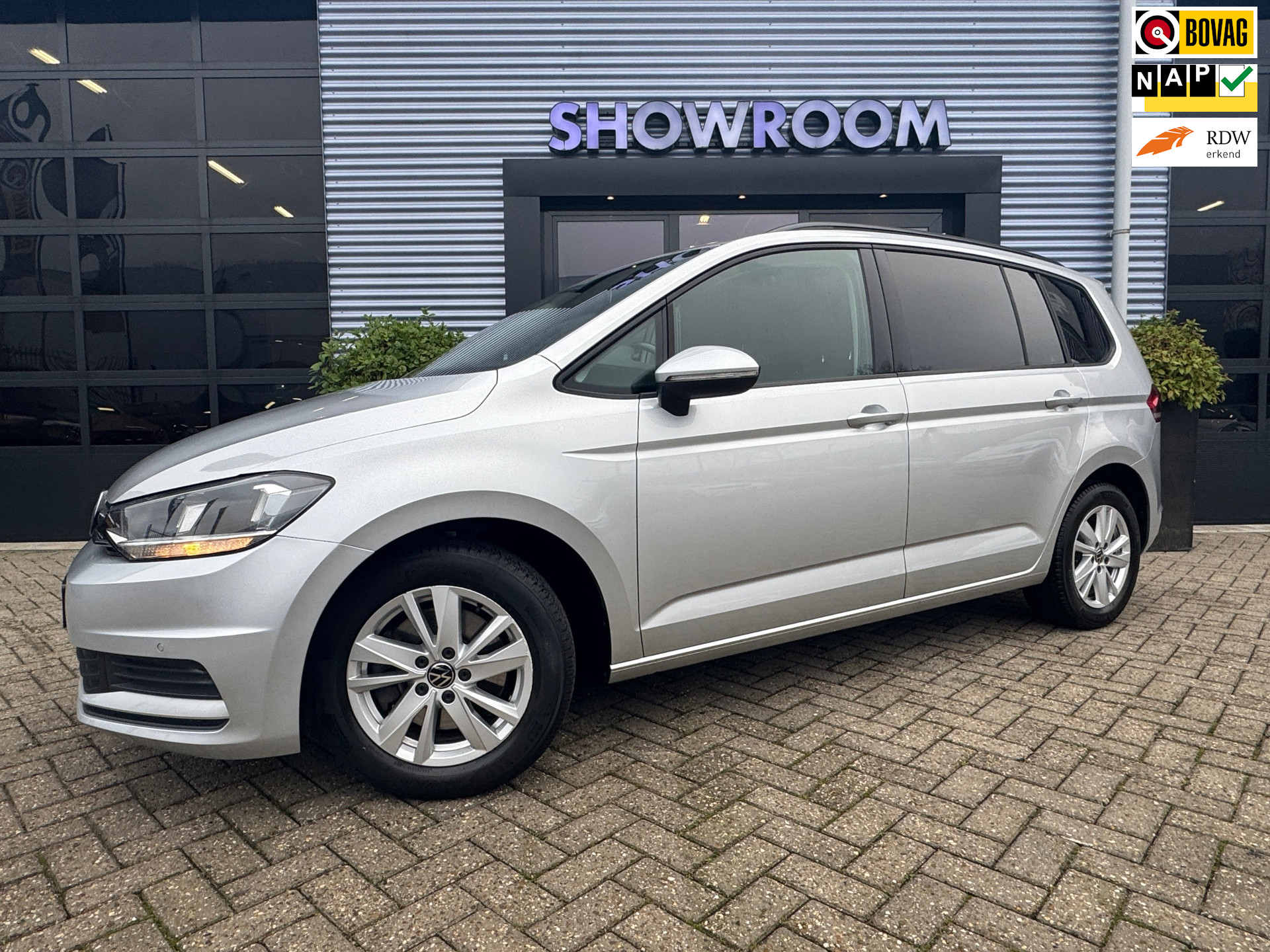 Volkswagen TOURAN 1.5 TSI Comfortline Business 7p 150PK| Elektrische Trekhaak|Apple carplay|Cruise