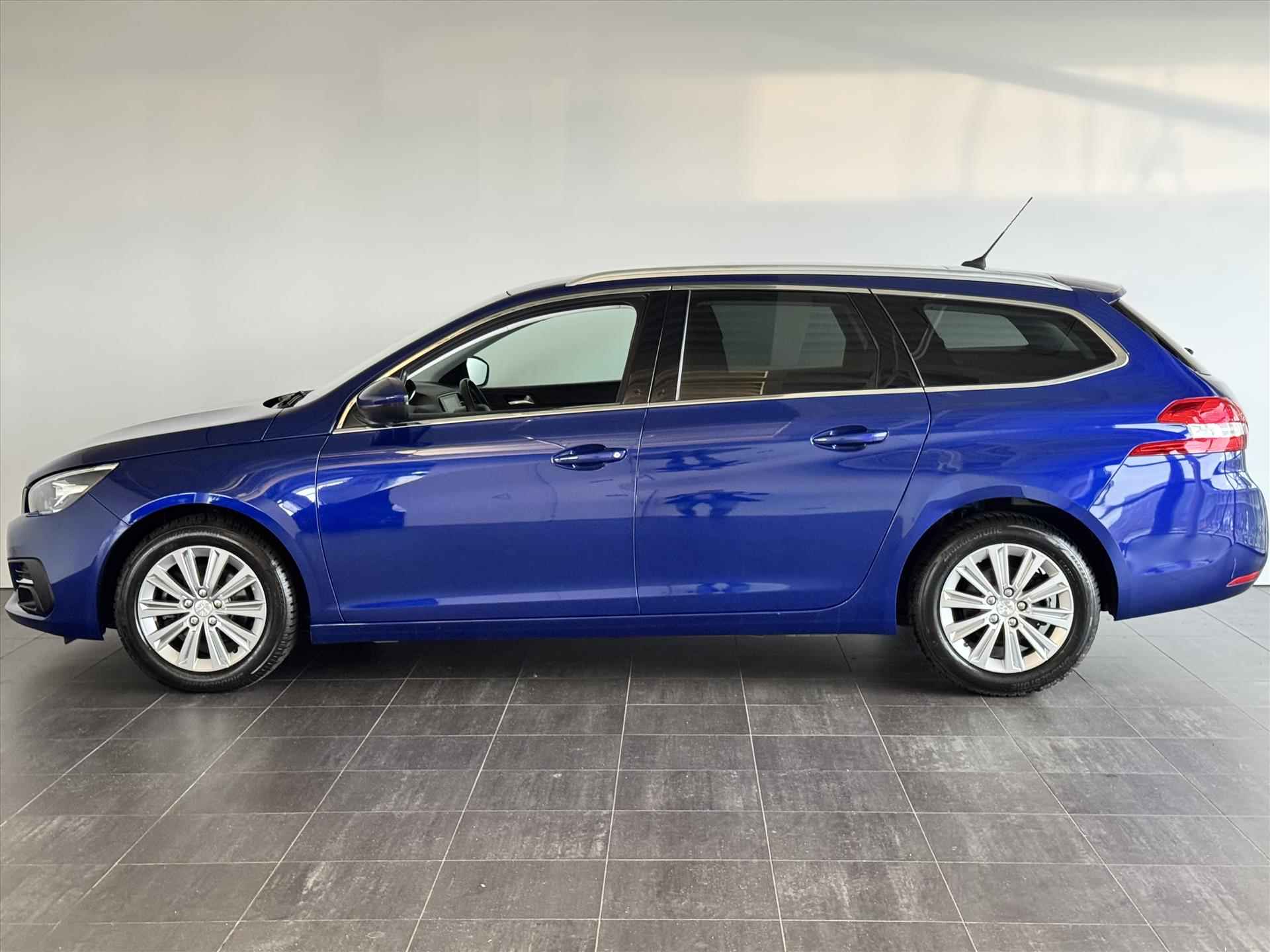 PEUGEOT 308 Sw 1.2 PureTech 130pk Blue Lease Premium Trekhaak - 2/19