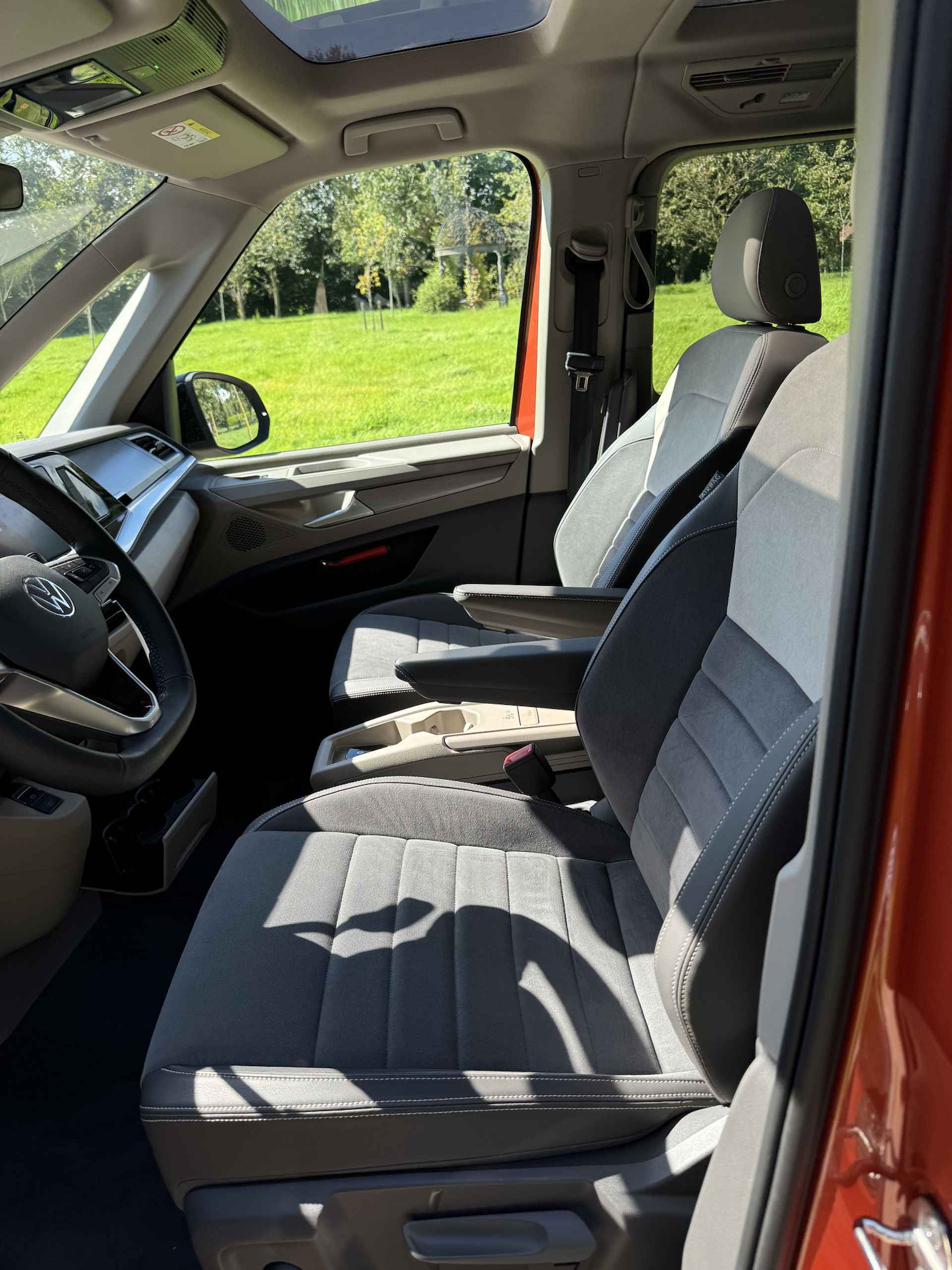 Volkswagen Multivan 1.4 eHybrid L2H1 Style Pano, Trekhaak, Top Pakket, Harman Kardon, Vol. leder/alcantara - 31/31