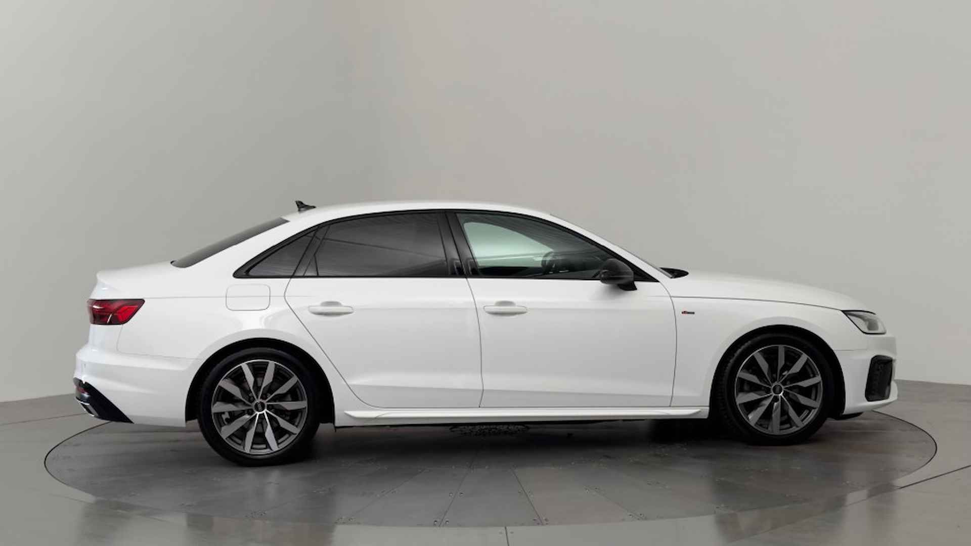 AUDI A4 35 TFSI S EDITION COMPETITION S-TRONIC - 5/48