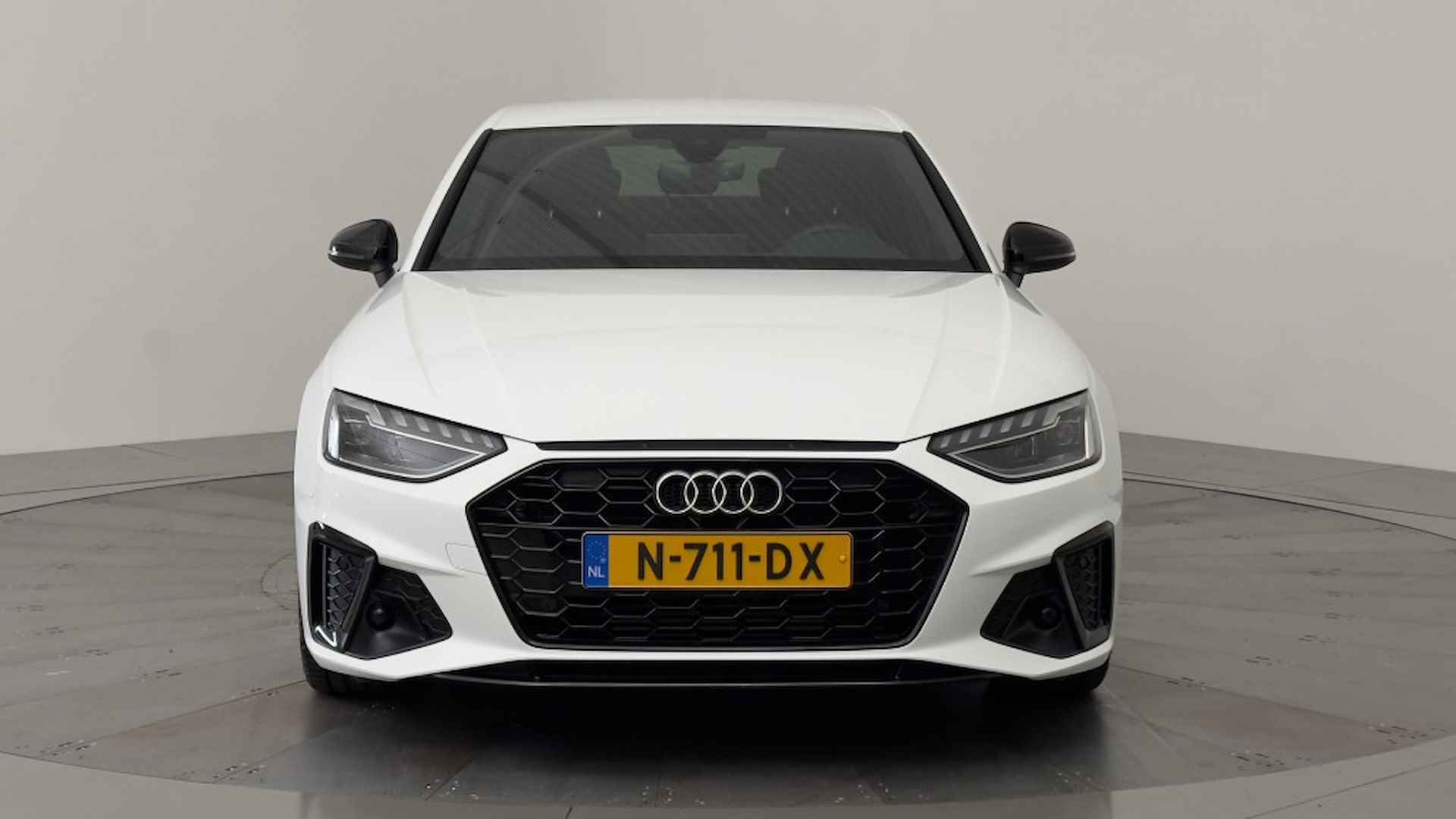 AUDI A4 35 TFSI S EDITION COMPETITION S-TRONIC - 39/48