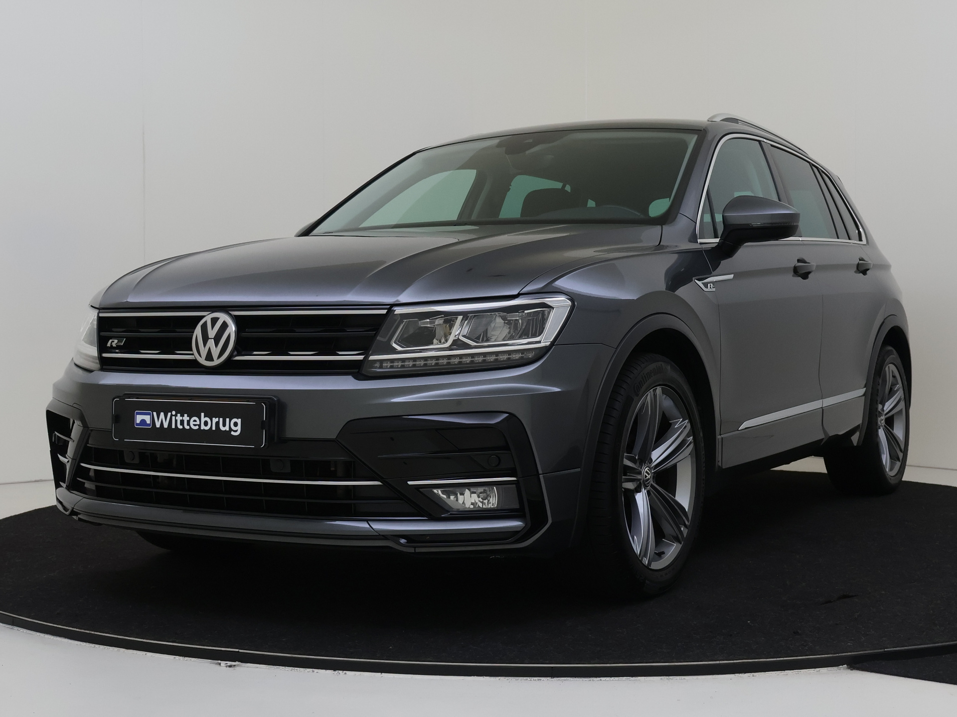 Volkswagen Tiguan 1.4 TSI 4Motion Highline 150 pk Automaat | R-Line | Trekhaak | 2000 kg trekgewicht MD