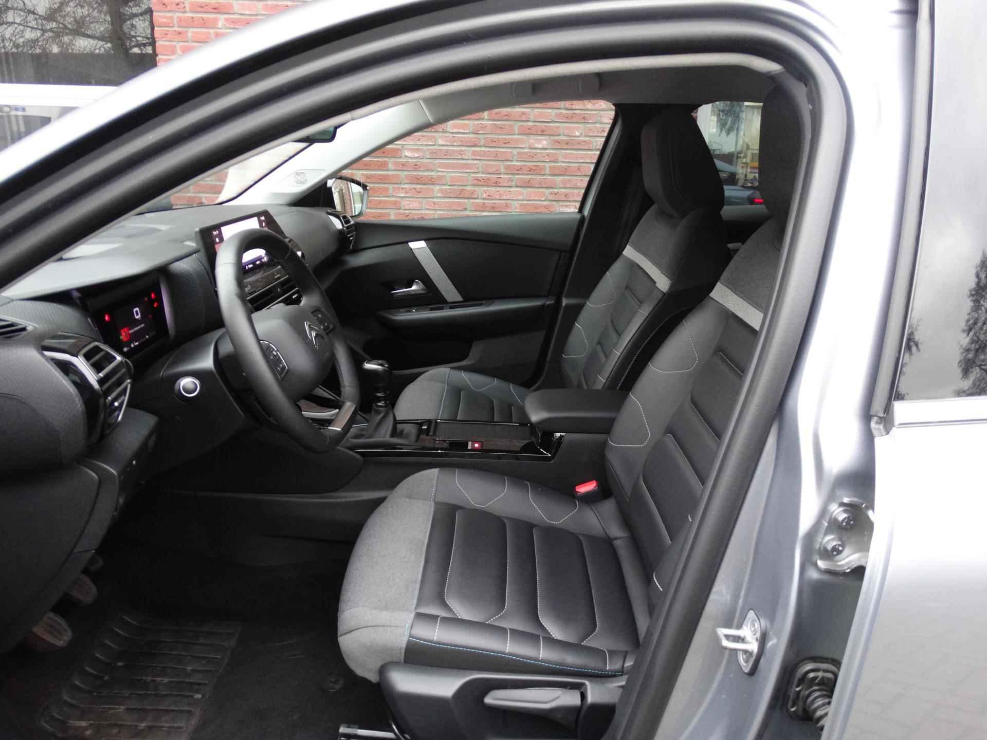 Citroën C4 5-deurs Shine 1.2 Puretech 130pk H6 NAVI | CAMERA | STOEL+ STUURVERWARMING | ADAPTIVE CRUISE | HEAD-UP DISPLAY | KEYLESS ENTRY | DAB+ - 12/63