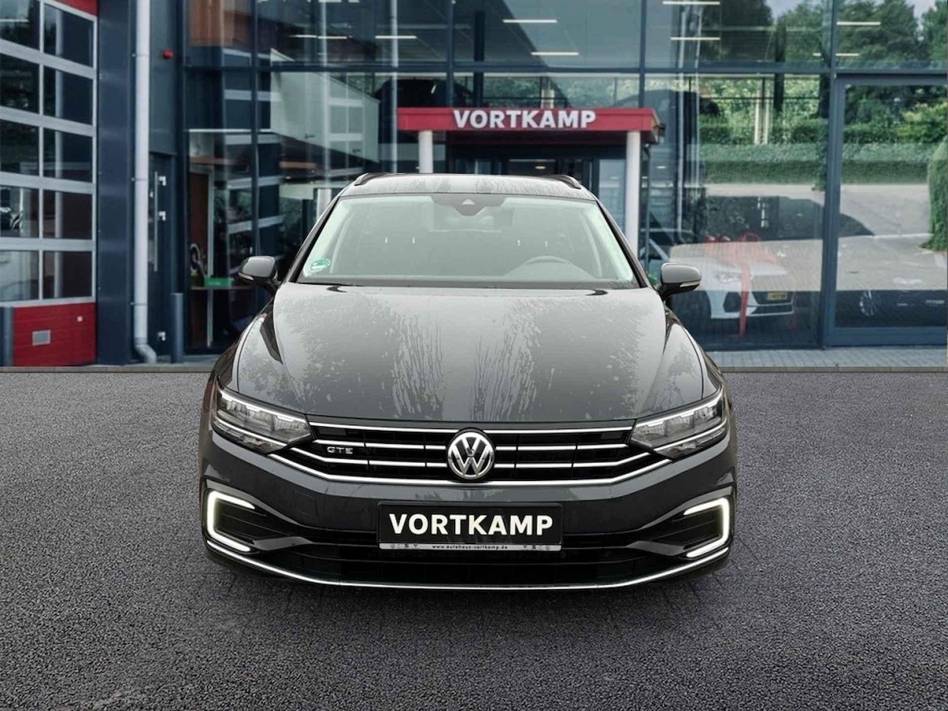 VOLKSWAGEN Passat Variant 1.4 TSI DSG GTE CAMERA/NAVI/ACC/STOELVERW - 2/23