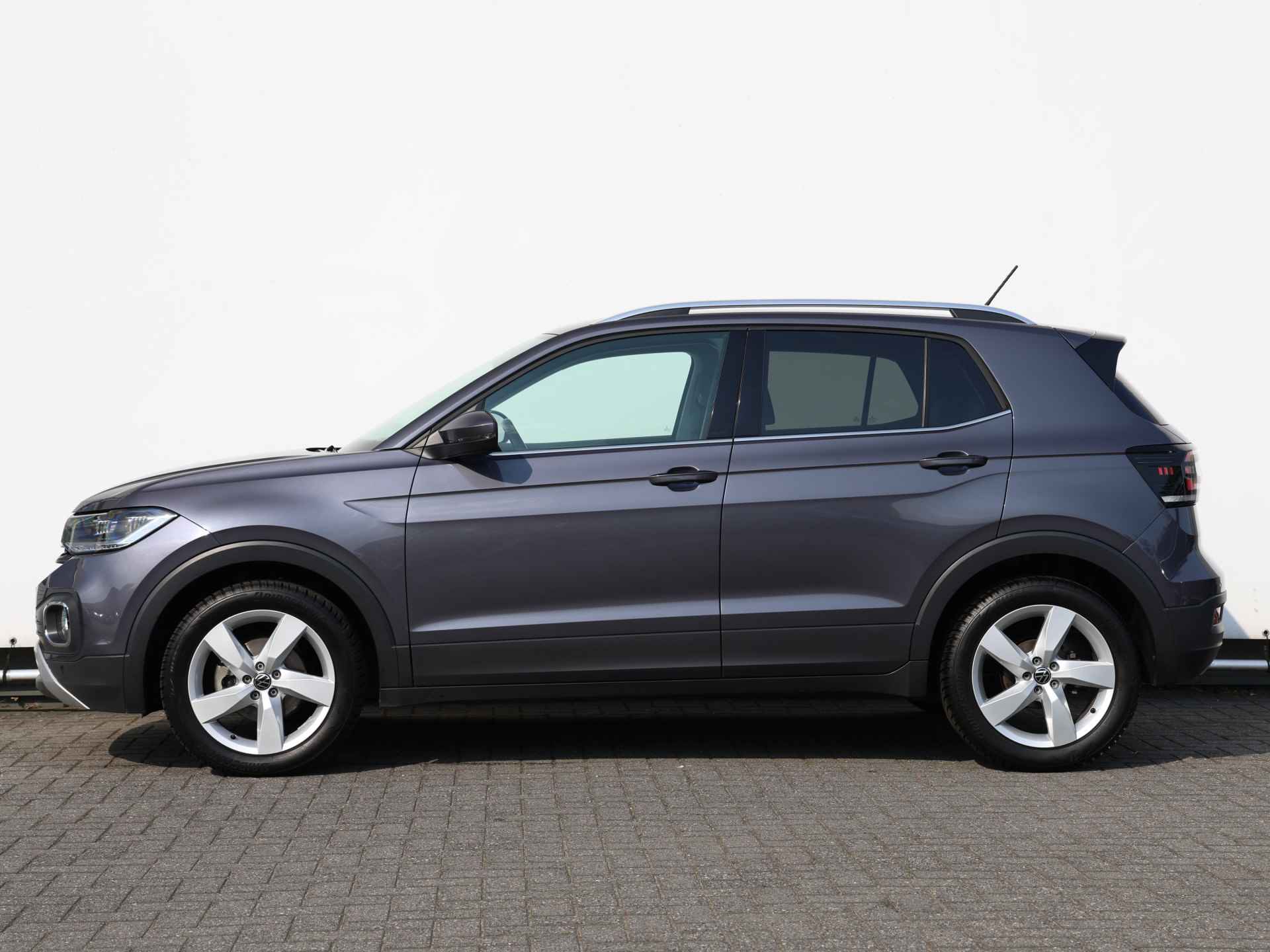 Volkswagen T-Cross 1.5 TSI Style 150pk DSG | LED | Climate control | Cruise control | Achteruitrijcamera | Parkeersensoren - 13/40