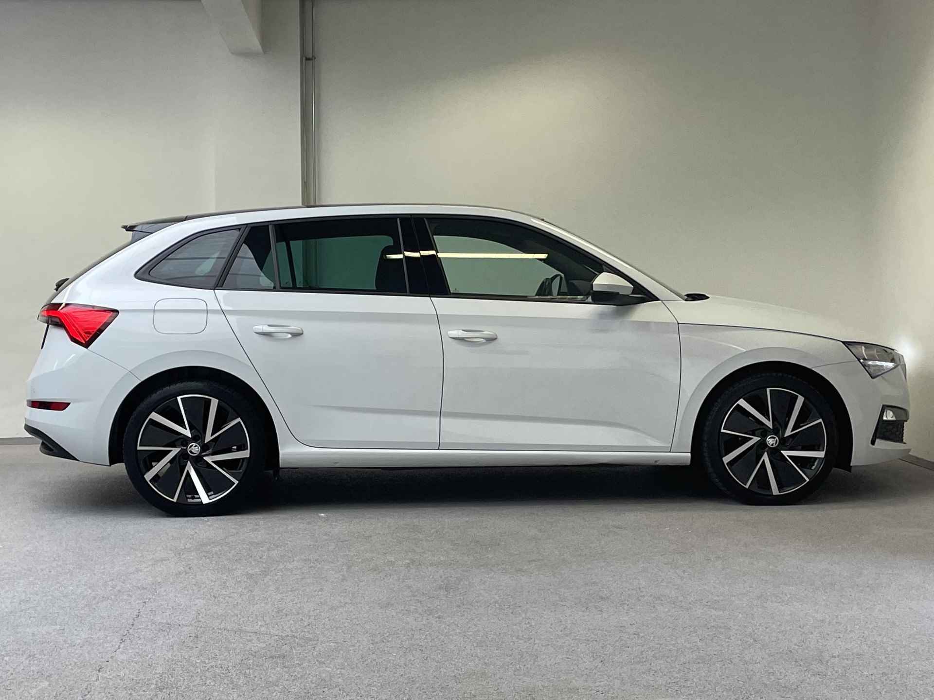 Skoda Scala 1.0 TSI Sport Business | ORG.NL | 1e-EIG | CLIMA | PANO | STOEL.V.W | CARPLAY | - 9/46