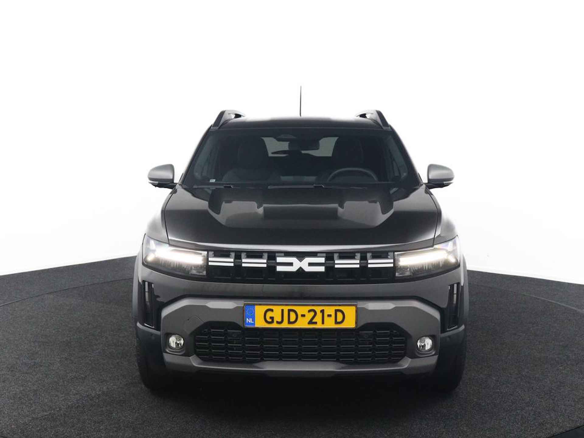 Dacia Duster 1.2 TCe 130 mild hybrid Journey | Camera | Navigatie | Climate Control | Cruise Control | Parkeersensoren | Privacy Glas | Metallic Lak | Lichtmetalen Velgen | LED Koplampen | - 8/47