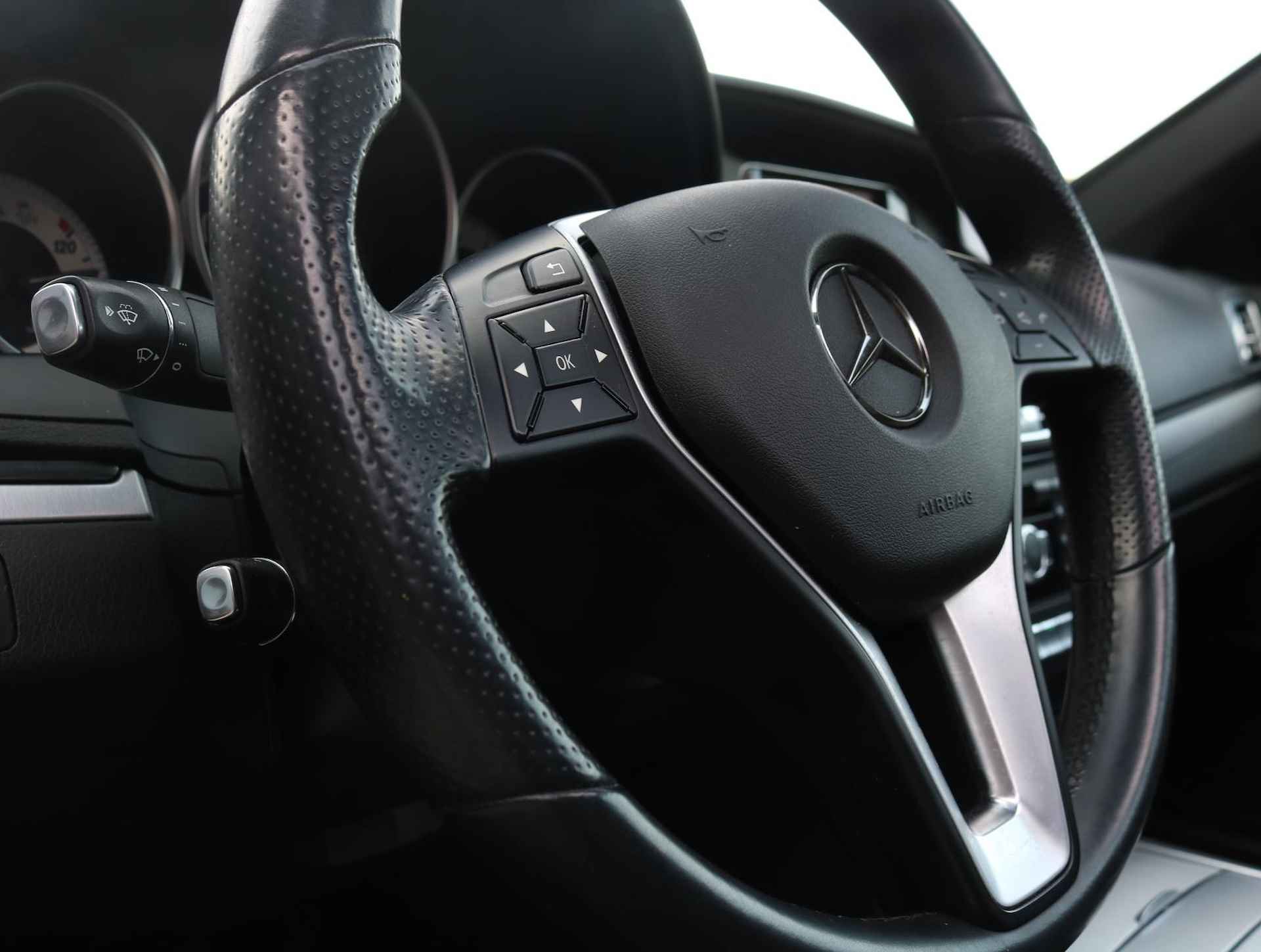 Mercedes-Benz E-Klasse Coupé 250 Ambition | Panoramadak - 8/12