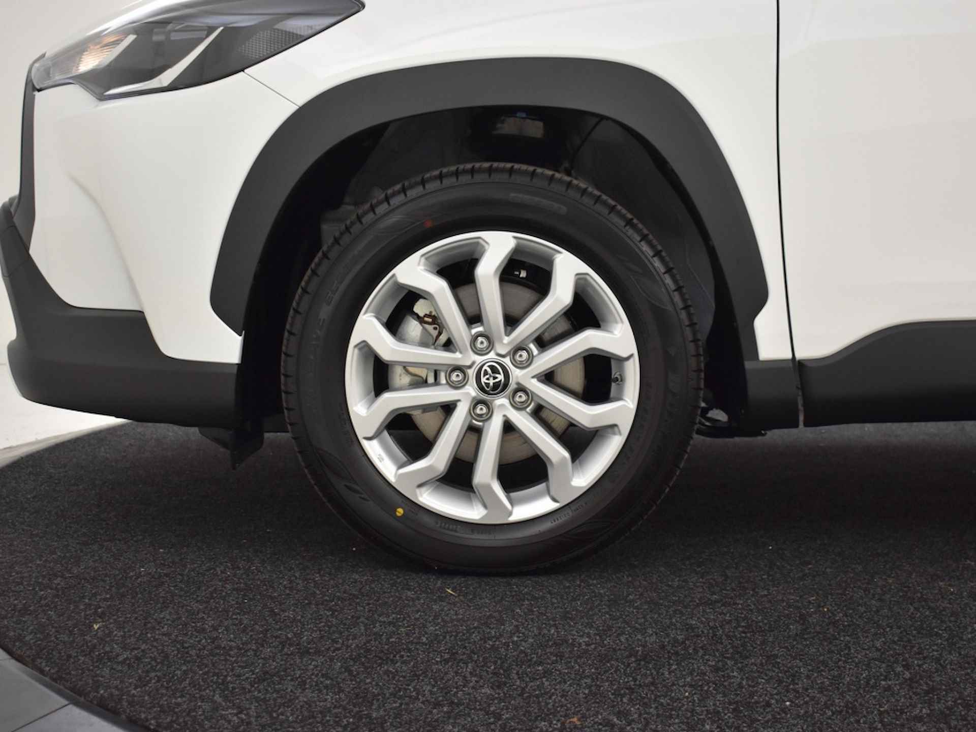 Toyota Corolla Cross 1.8 Hybrid Active | Nieuw en direct leverbaar - 20/32