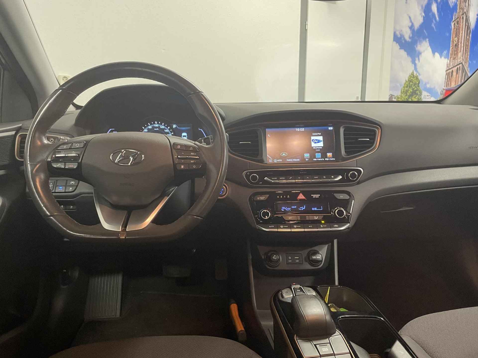 Hyundai IONIQ Comfort EV - 4/33