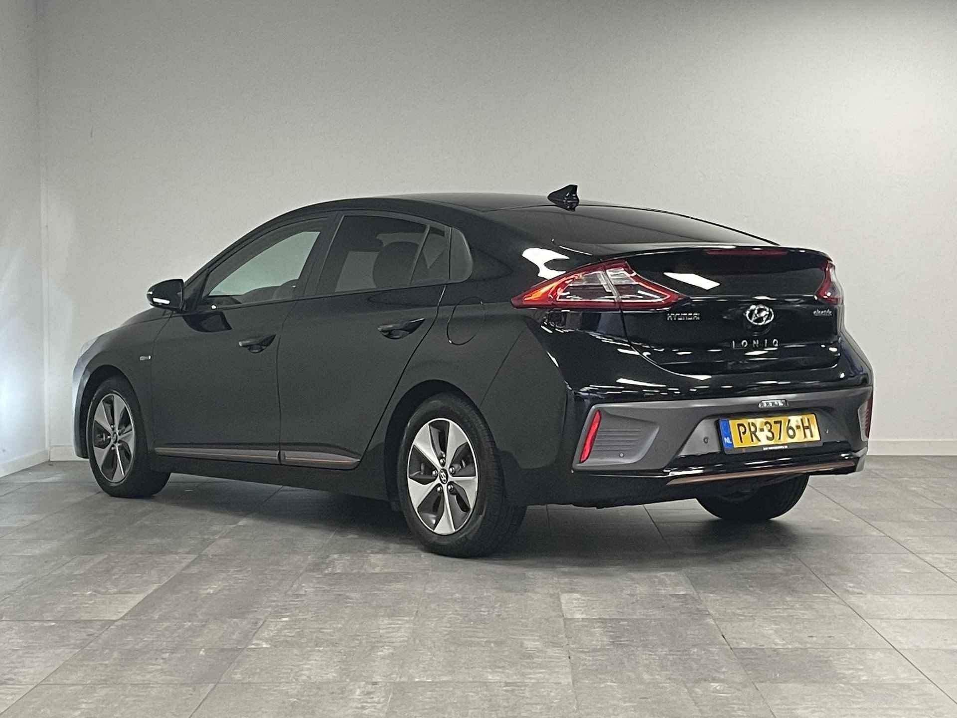 Hyundai IONIQ Comfort EV - 7/33