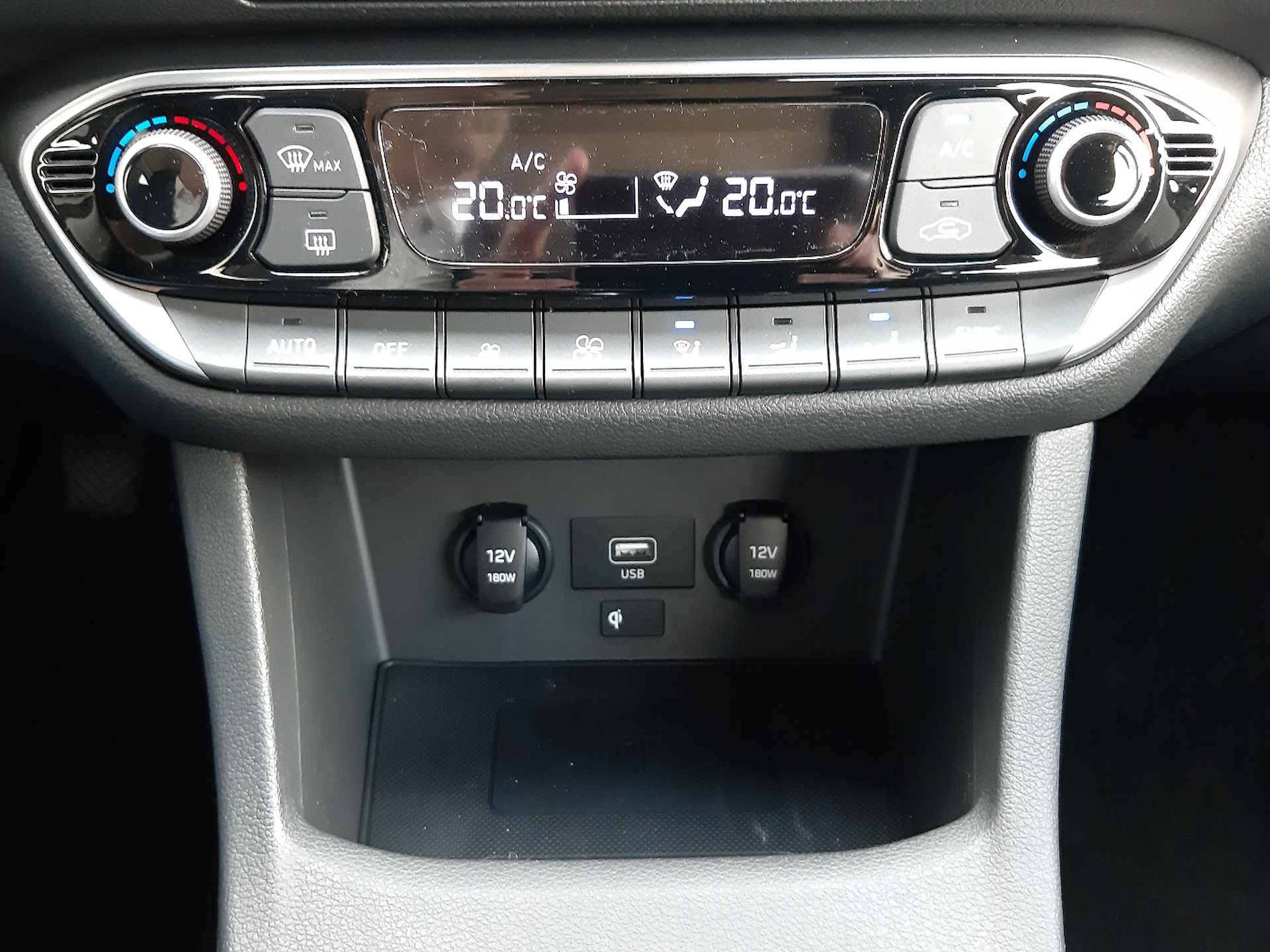 Hyundai i30 Wagon 1.0 T-GDi MHEV Comfort Smart | Navigatie | Cruise Control - 12/33