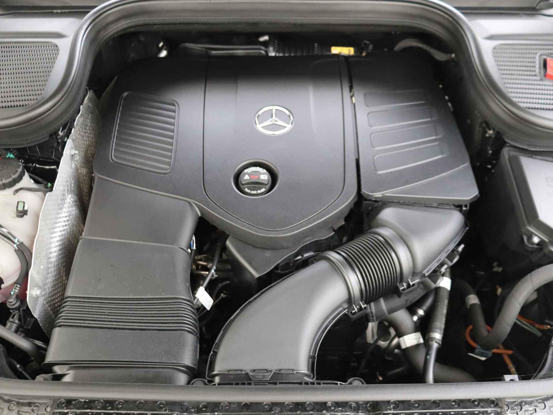 Mercedes-Benz GLE-klasse 400 e 4MATIC AMG Line Premium Plus / Stoelverwarming / Memory-Stoelen / 360Graden-Camera / Panaroma-schuifdak / Night-Pakket / Easypack-Achterklep / - 3/36