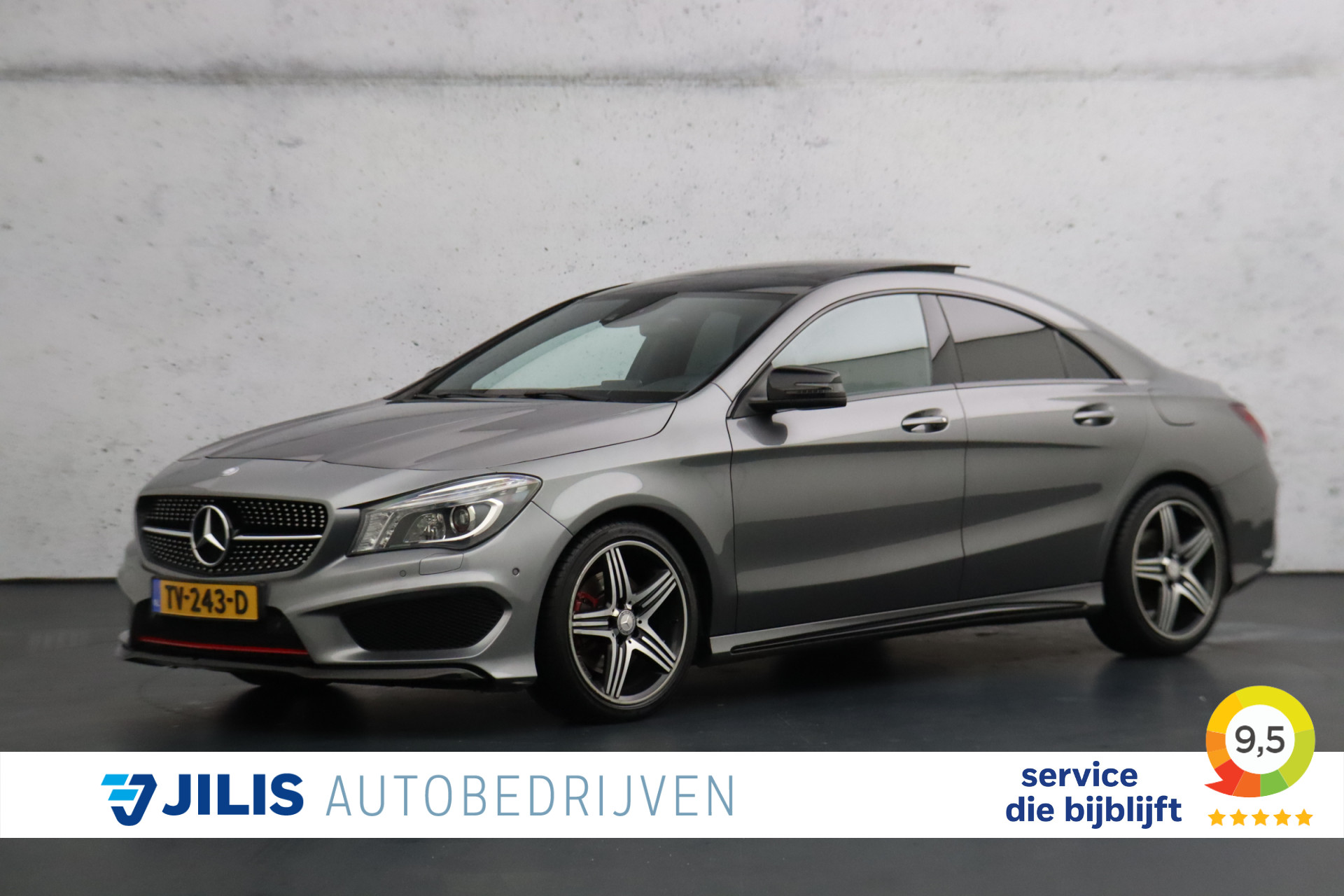 Mercedes-Benz CLA-Klasse 250 AMG | Automaat | Panoramadak | Camera | Leder/alcantara | Bi-xenon | Navigatie bij viaBOVAG.nl