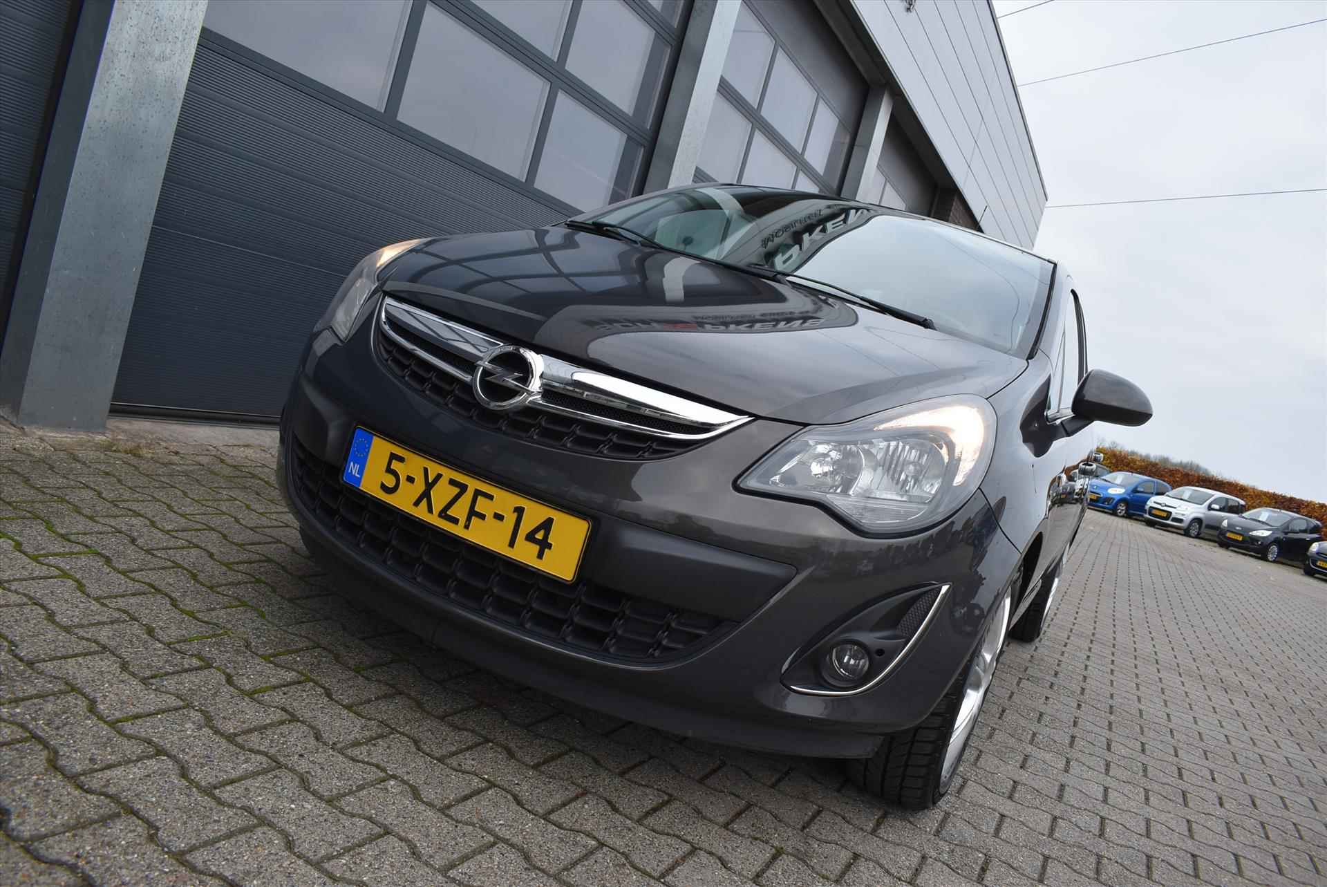 OPEL Corsa 1.4 Twinport 100pk 5-drs BlitZ - 15/30