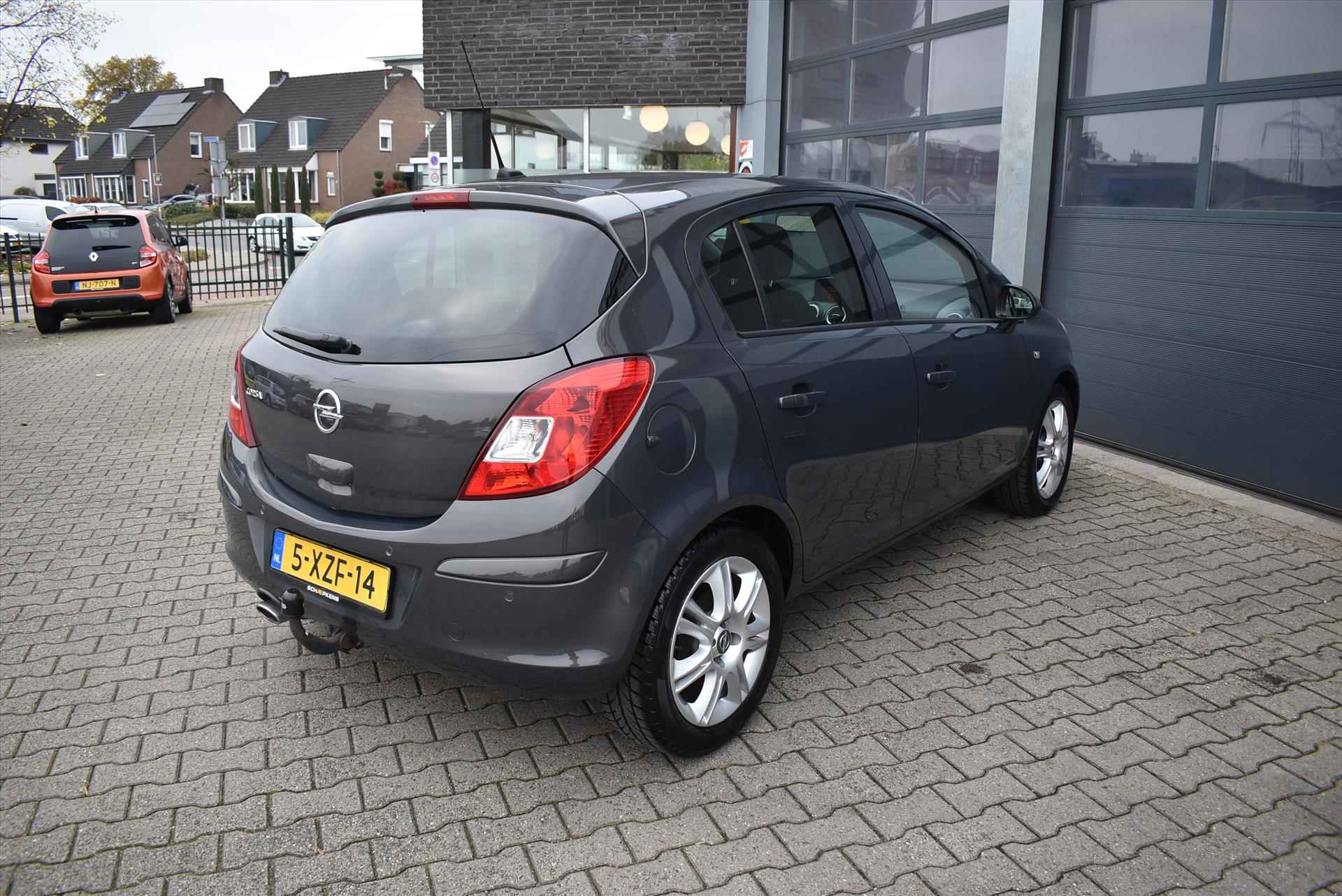 OPEL Corsa 1.4 Twinport 100pk 5-drs BlitZ - 18/30