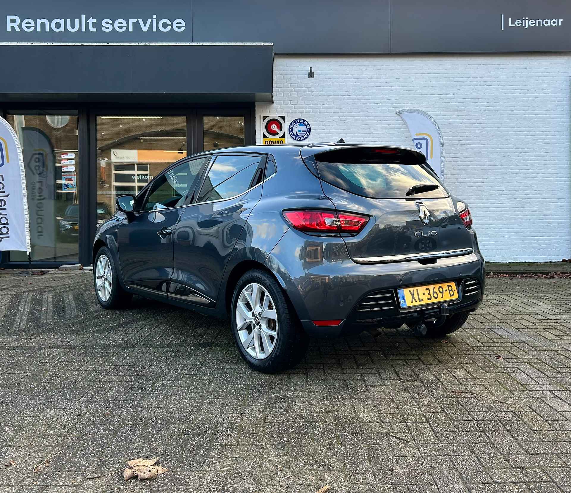 Renault Clio 0.9 TCe Limited | Cruise control | Navigatie | Parkeersensoren | Trekhaak | Airco - 8/43