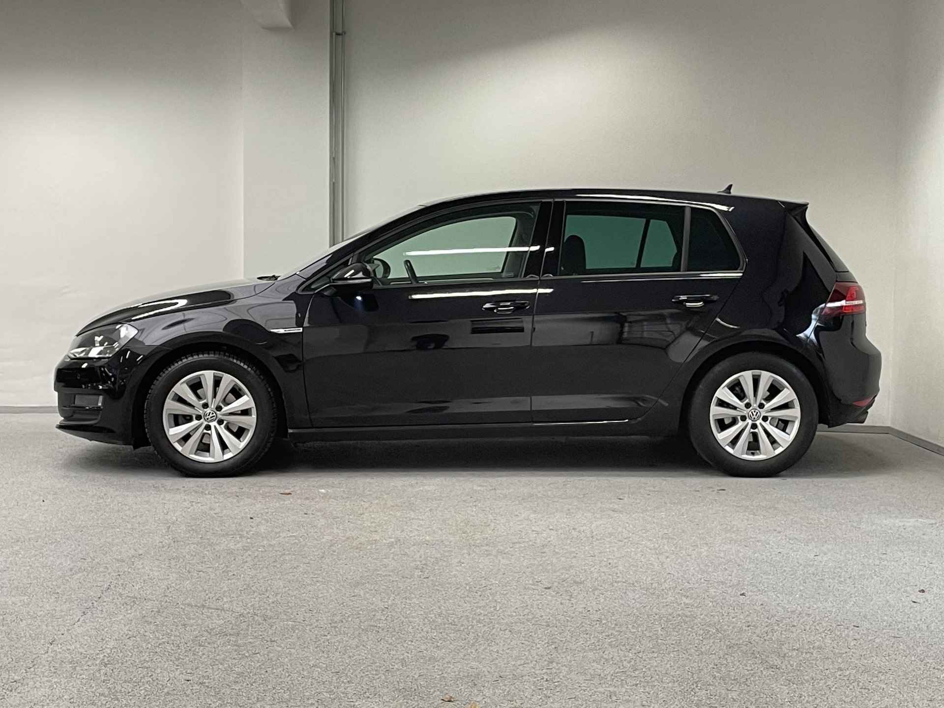 Volkswagen Golf 1.0 TSI Connected Series | ORG.NL | CAMERA | CARPLAY | NAVI | - 8/38