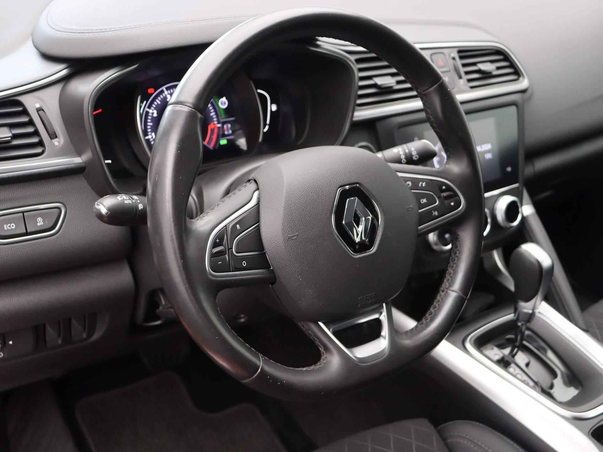 Renault Kadjar TCe 160pk Intens EDC/Automaat | Trekhaak | Navigatie | Achteruitrijcamera | Keyless entry | - 16/43