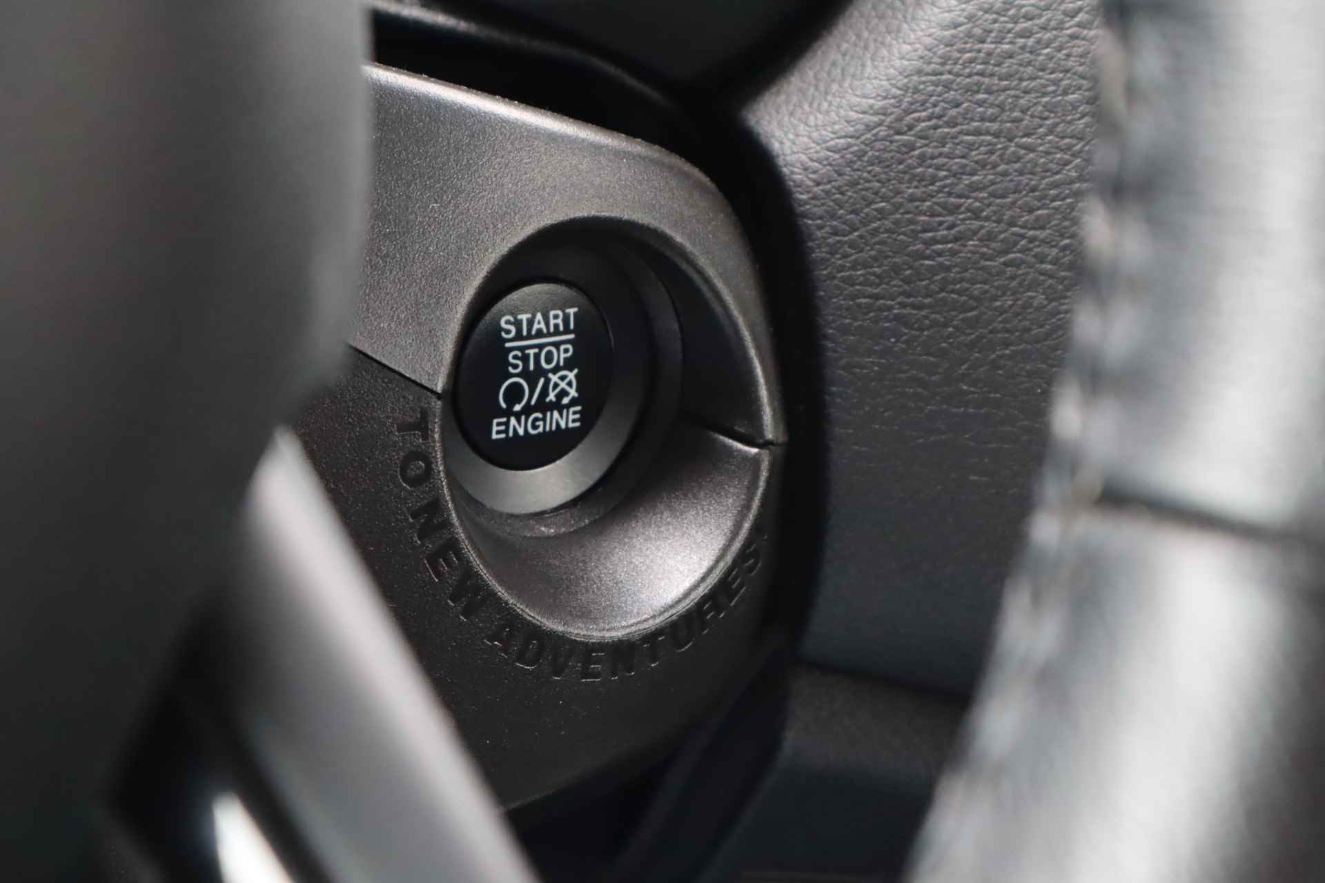 Jeep Renegade 1.3T Limited | Automaat | LED verlichting | Camera | Adaptive Cruise | Keyless | Blindspot | 8.4 Navigatie - 13/45