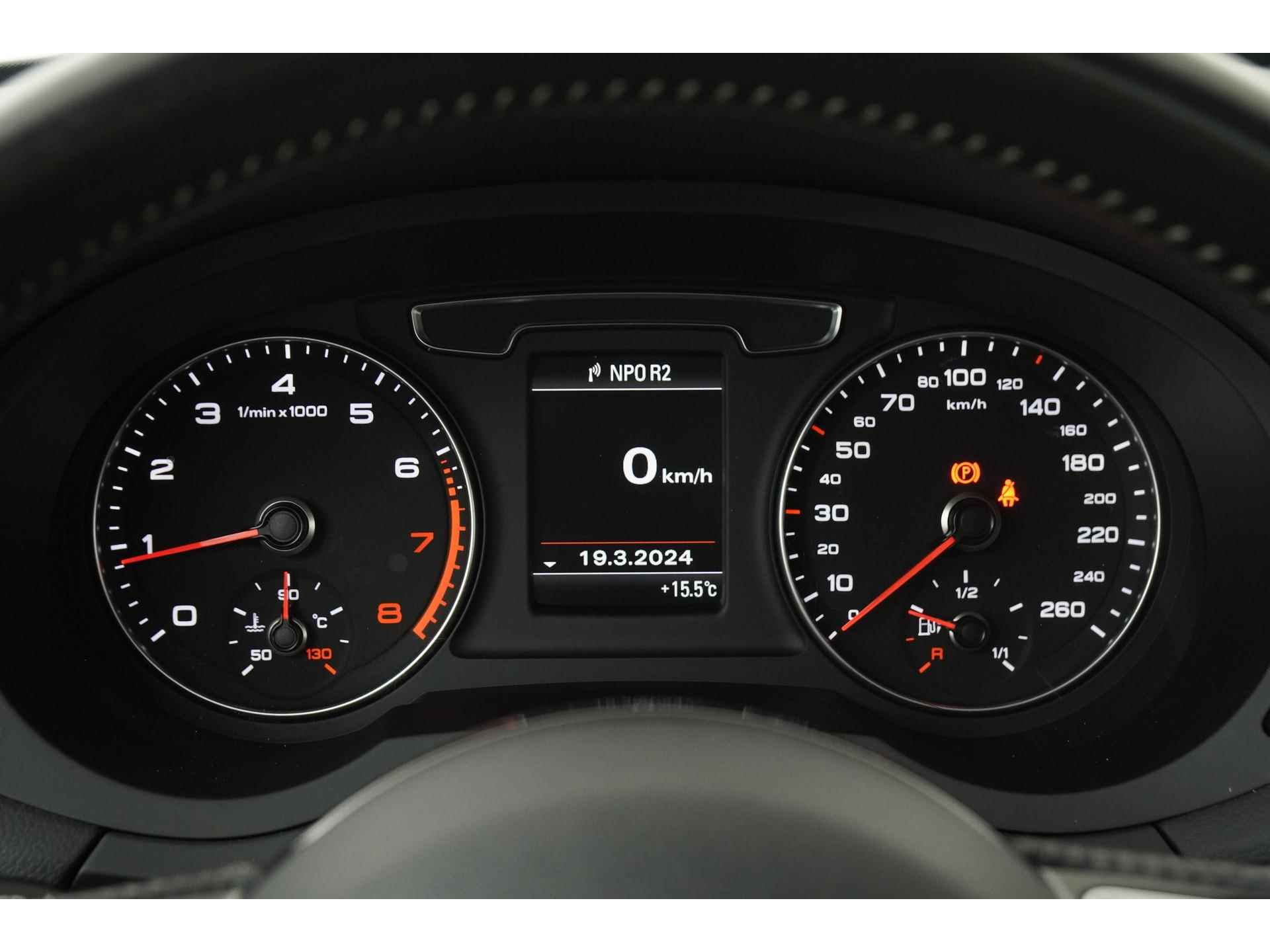 Audi Q3 1.4 TFSI CoD Sport Pro Line S | Panoramadak | Navigatie | Zondag Open! - 9/45
