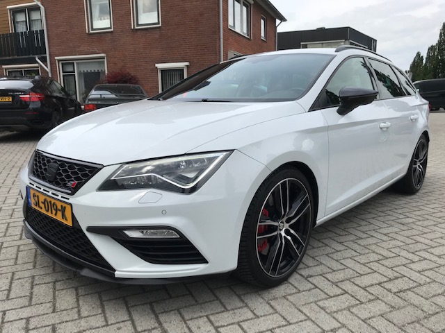 SEAT León ST 2.0 TSI CUPRA 300 PK | LED | CAMERA | EDS