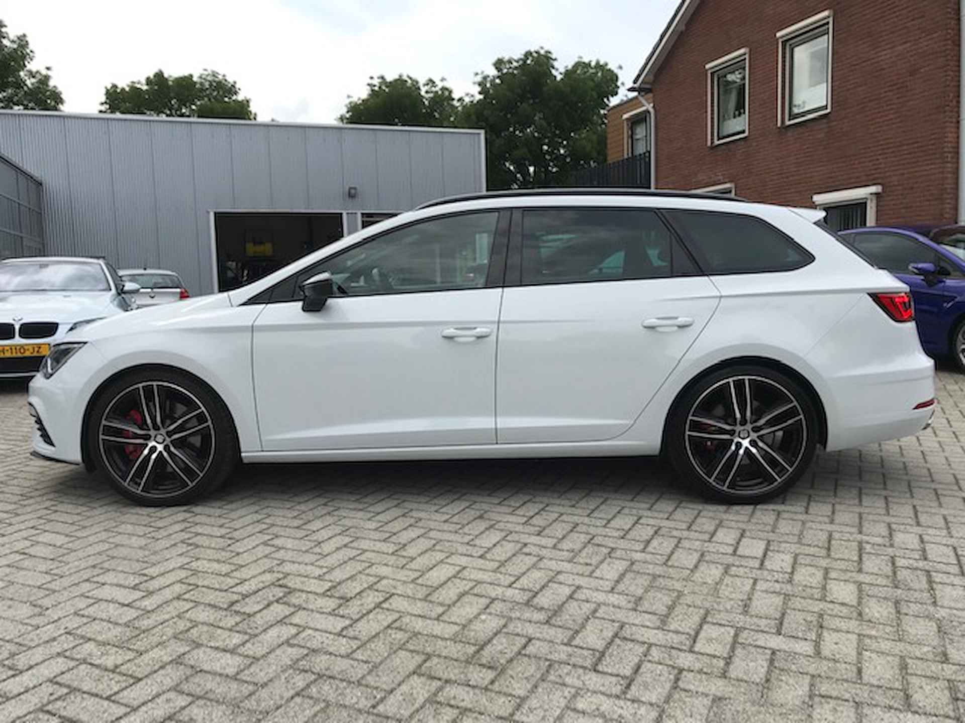 SEAT León ST 2.0 TSI CUPRA 300 PK | LED | CAMERA | EDS - 2/29