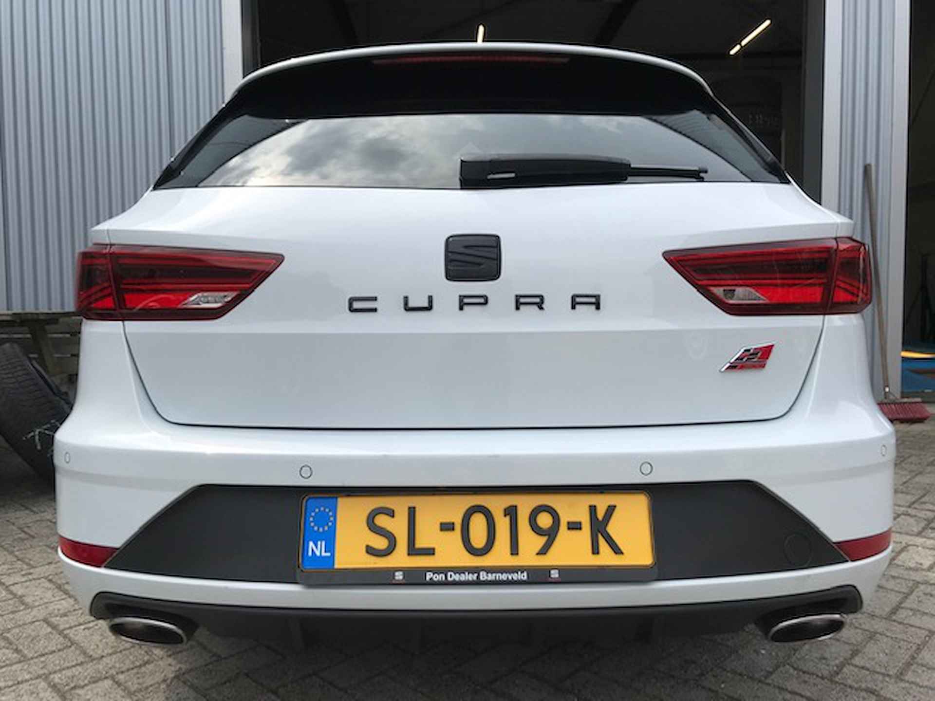 SEAT León ST 2.0 TSI CUPRA 300 PK | LED | CAMERA | EDS - 10/29