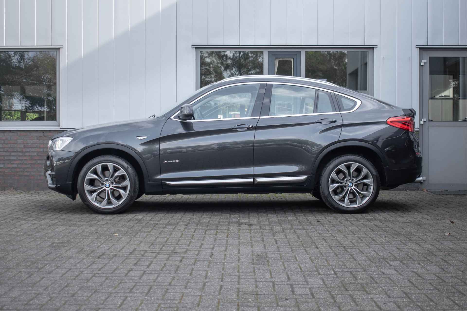 BMW X4 xDrive20i High Executive | Trekhaak wegklapbaar | 2400kg trekgewicht - 10/28