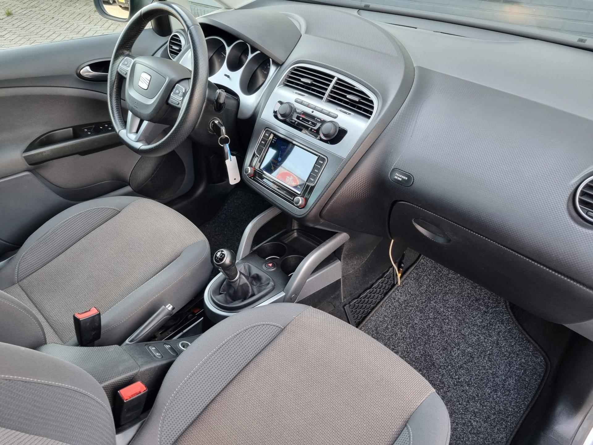 Seat Altea XL 1.6 Style | VAN 2e EIGENAAR | APPLE CARPLAY | - 22/53