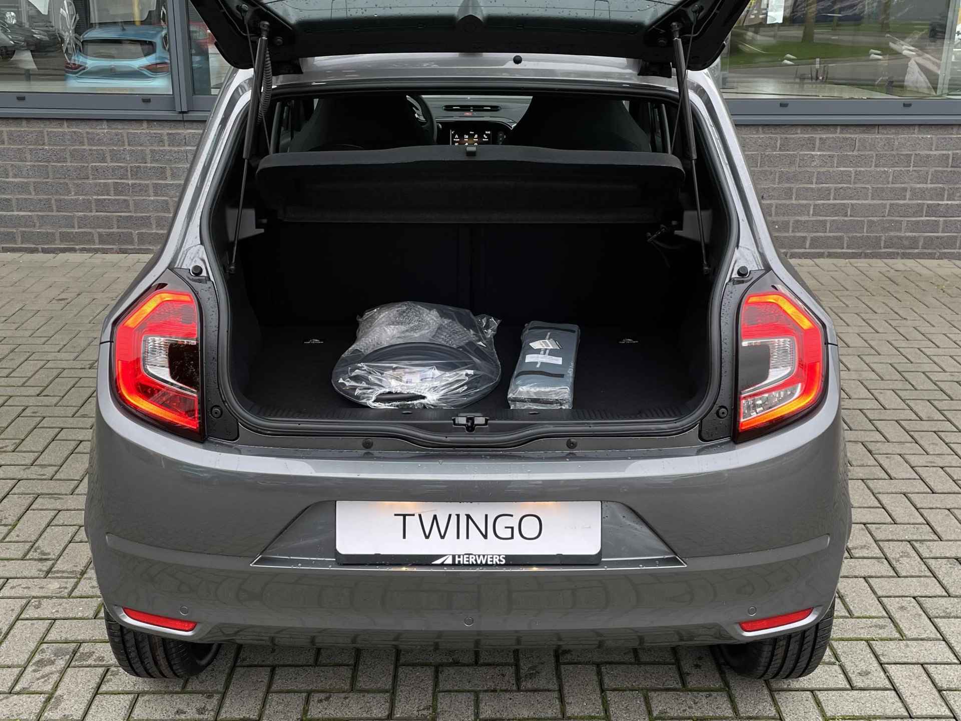 Renault Twingo Z.E. R80 E-Tech Equilibre 22 kWh **€2000,- SUBSIDIE MOGELIJK** / Navigatie / Automatische Airco - 13/41