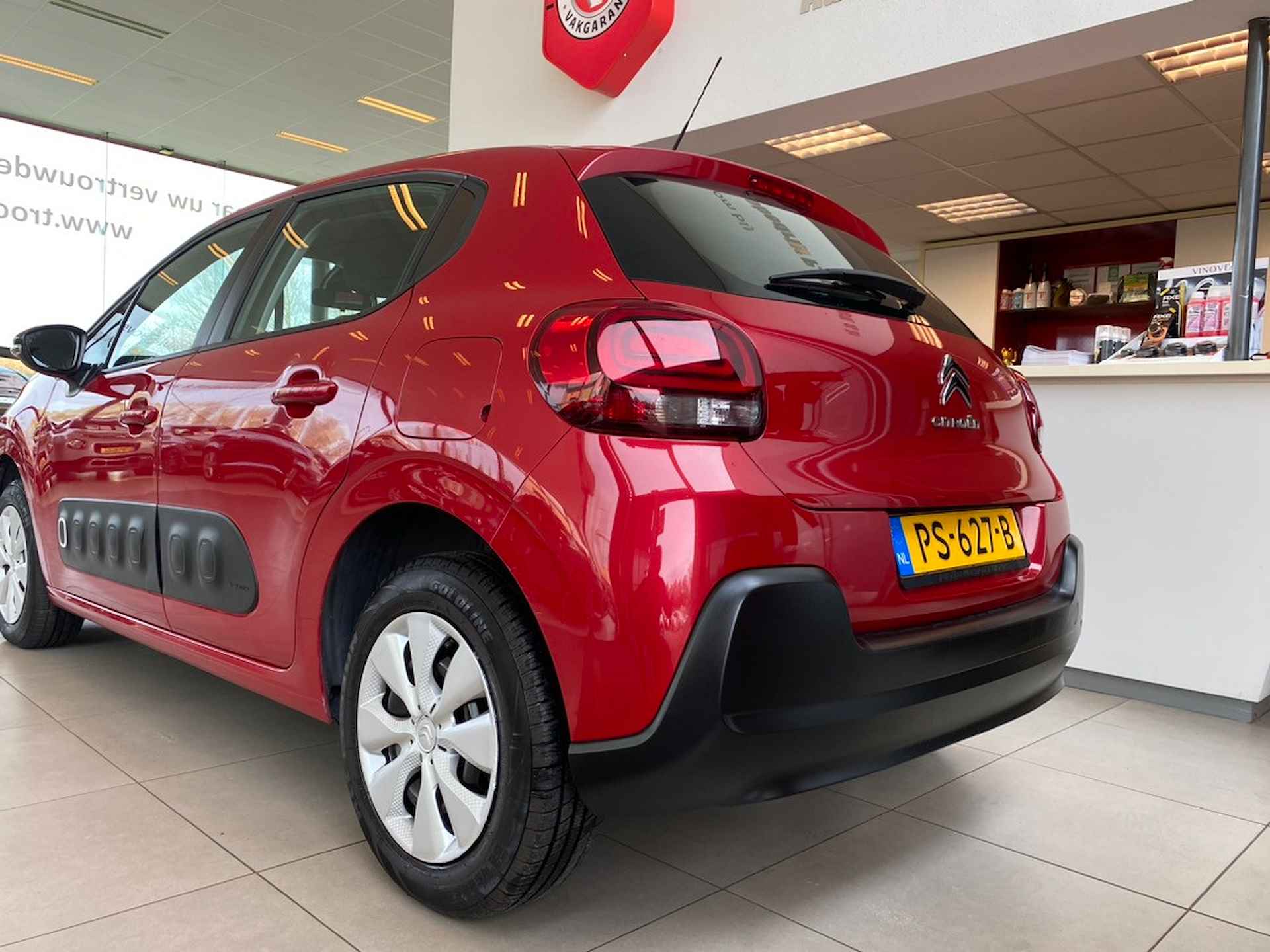 Citroën C3 1.2 PureTech Feel ,NL Auto,5 Deurs 5 Zits,Airco,Cruise Control,Elektrischpakket,Bluetooth met Spraakbediening,Aux Ipod Aansluiti - 6/27