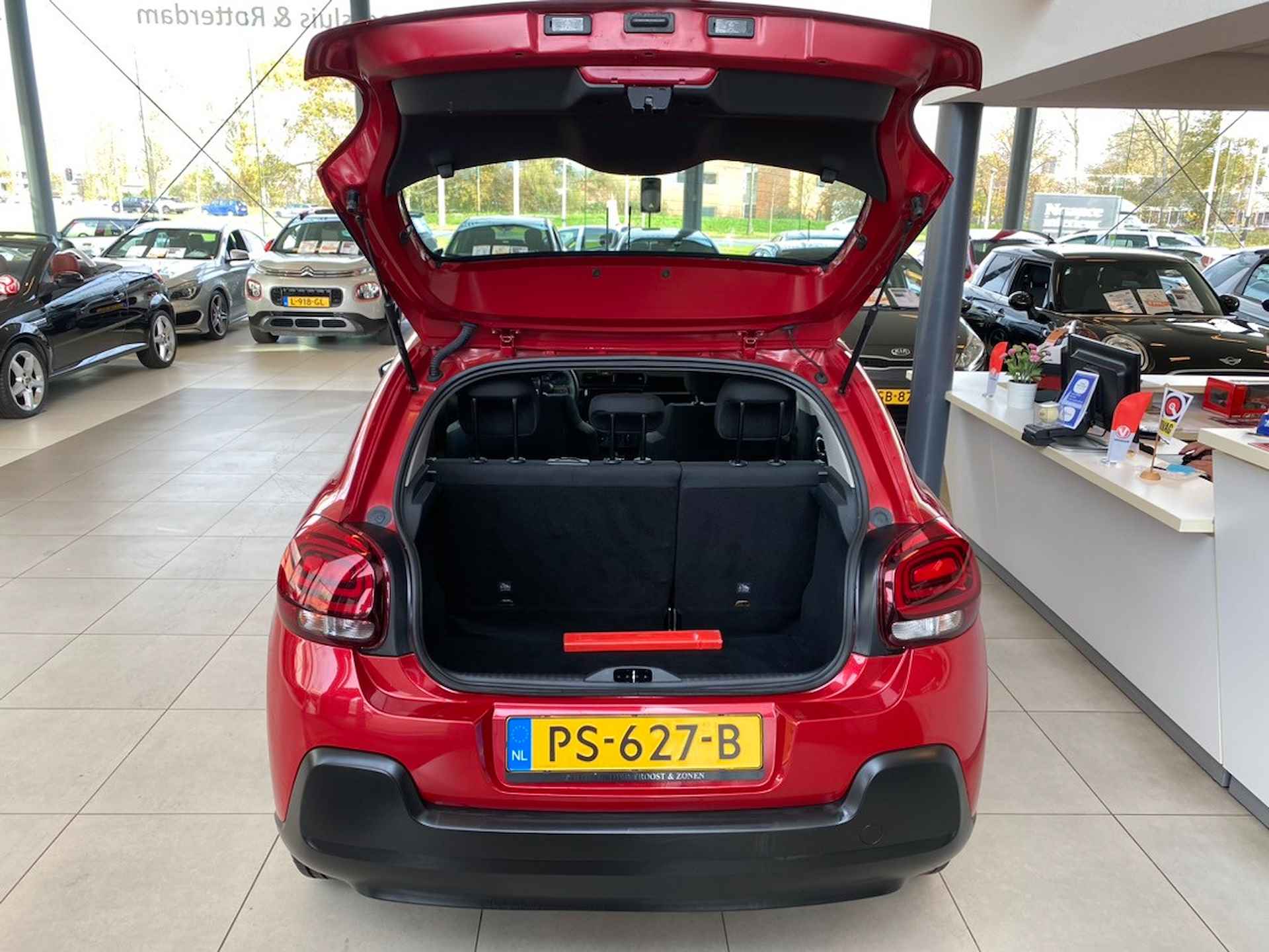 Citroën C3 1.2 PureTech Feel ,NL Auto,5 Deurs 5 Zits,Airco,Cruise Control,Elektrischpakket,Bluetooth met Spraakbediening,Aux Ipod Aansluiti - 9/27