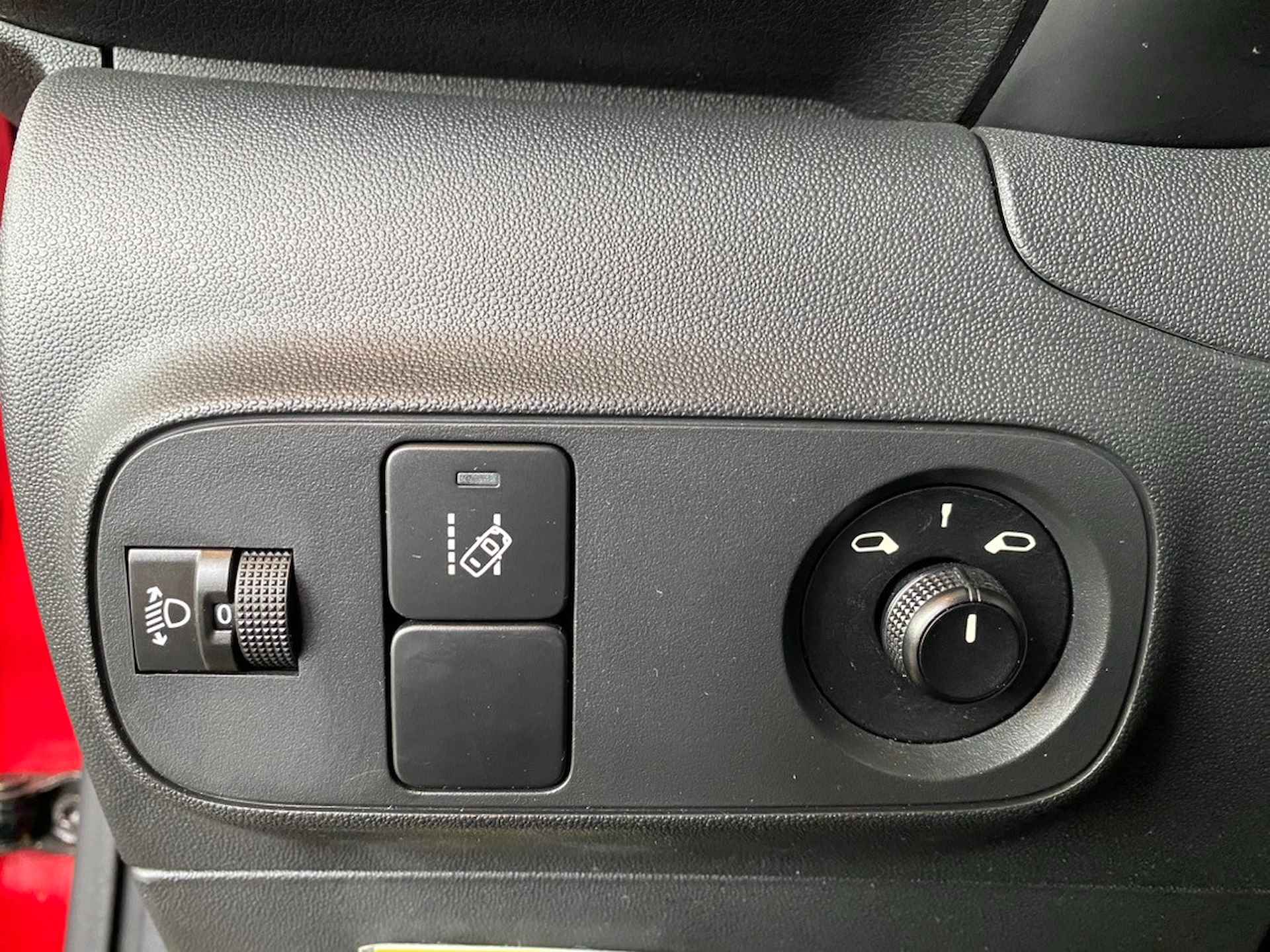 Citroën C3 1.2 PureTech Feel ,NL Auto,5 Deurs 5 Zits,Airco,Cruise Control,Elektrischpakket,Bluetooth met Spraakbediening,Aux Ipod Aansluiti - 22/27