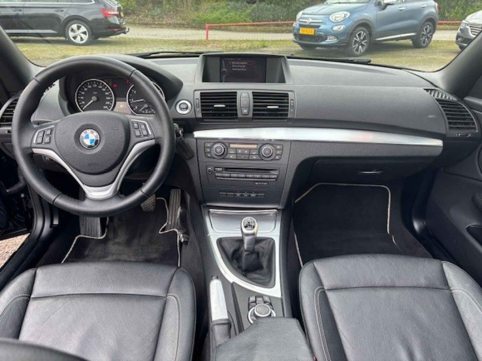 BMW 1-serie 118i Cabrio Exclusive Edition, Leer, stoelverwarming, Navi - 17/38