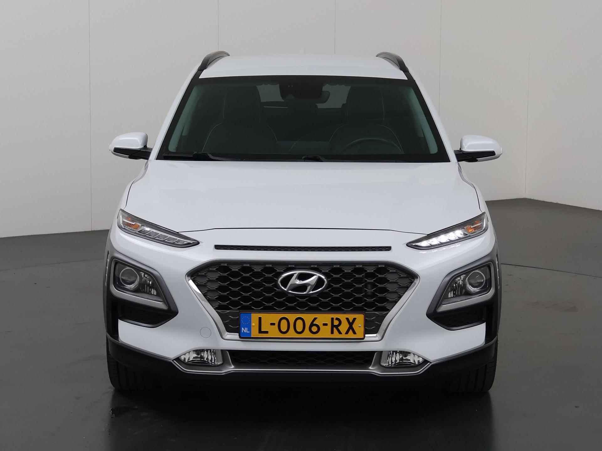 Hyundai Kona 1.6 GDI HEV Fashion | Navigatie | Parkeercamera | Climate Control | Apple carplay | HUD | Dodehoek detectie | Cruise Control | - 4/40