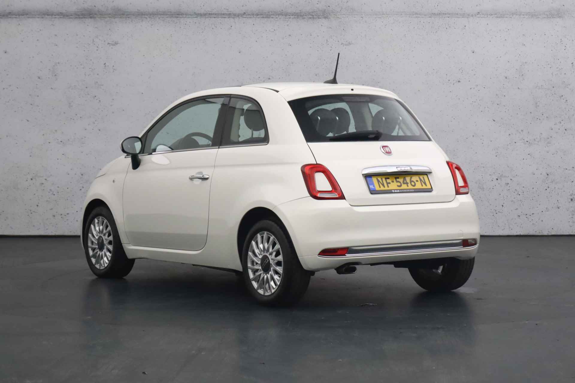 Fiat 500 0.9 TwinAir Turbo Lounge | Schuifdak | Lederen bekleding | Airco | Navigatie - 8/27