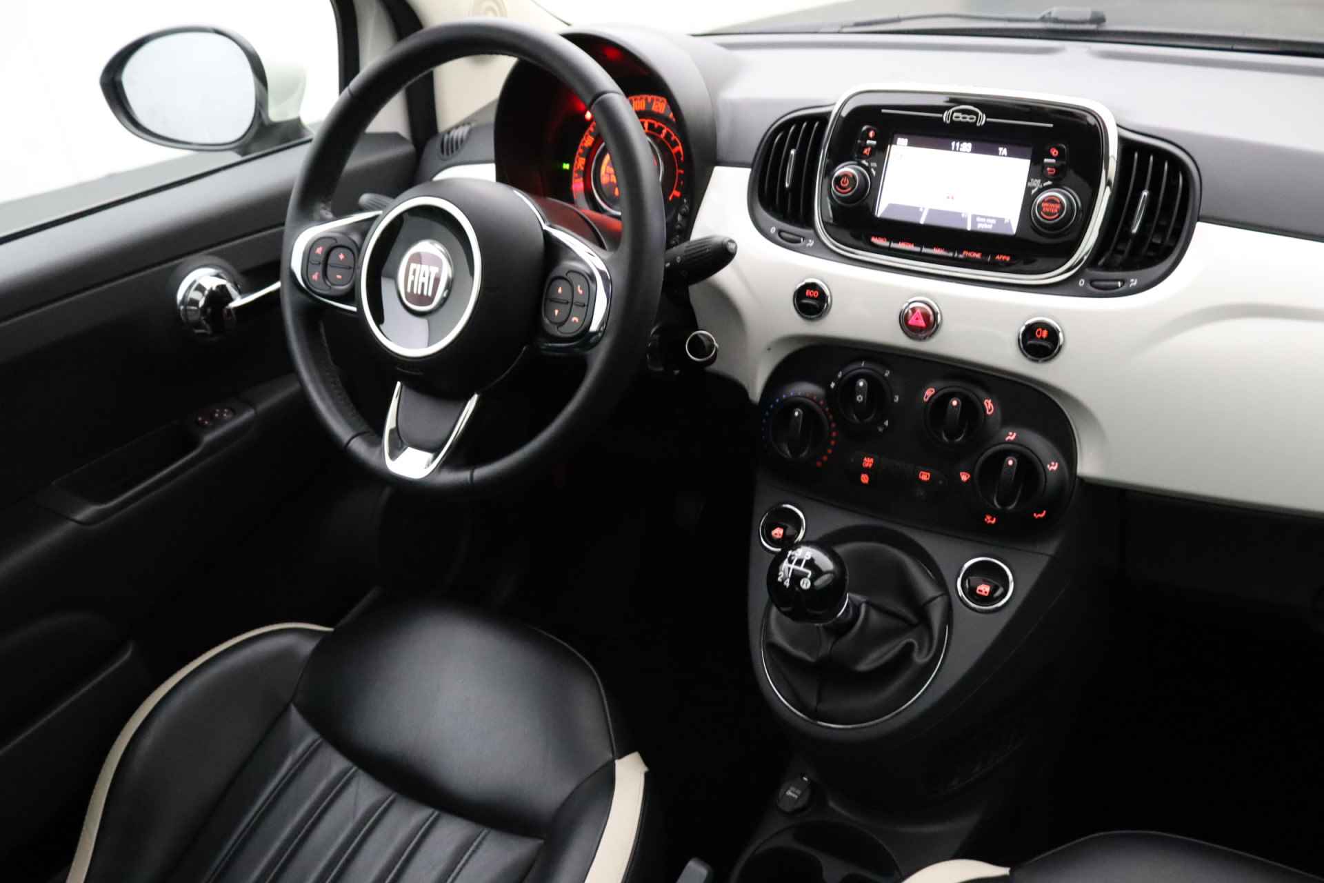 Fiat 500 0.9 TwinAir Turbo Lounge | Schuifdak | Lederen bekleding | Airco | Navigatie - 18/27