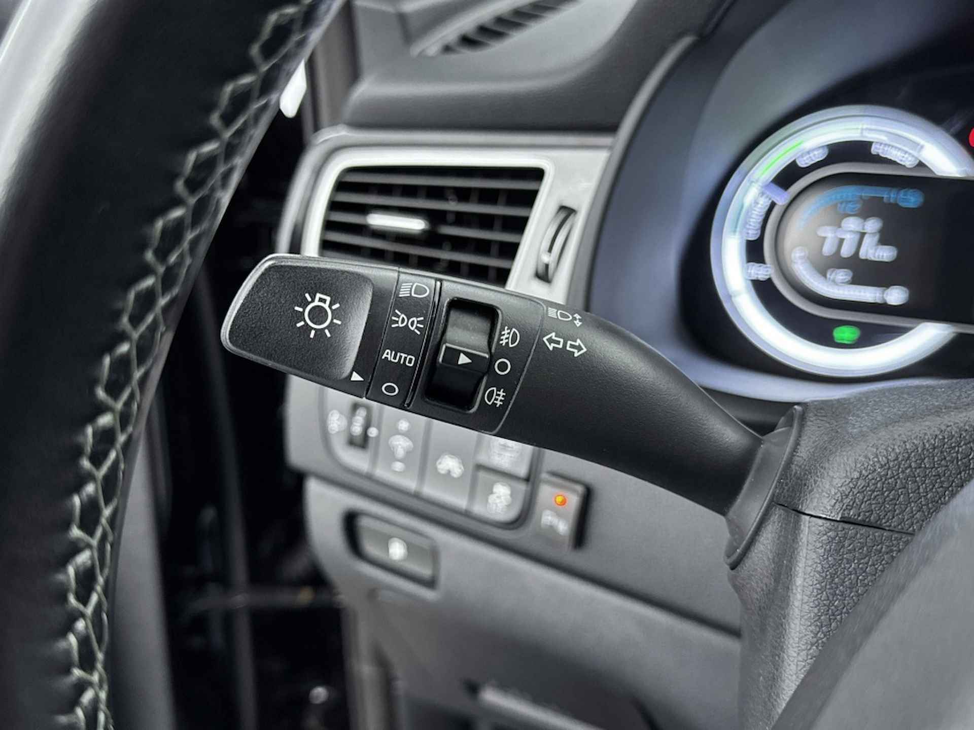 Kia Niro 1.6 GDi Hybride HEV DynamicLine | Parkeersensoren - 14/31