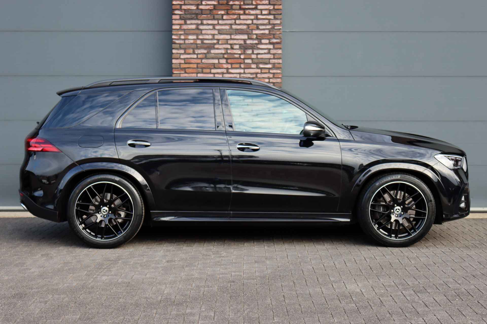 Mercedes-Benz GLE 450 4MATIC AMG Line Aut9 | Facelift | Airmatic | Distronic+ | Trekhaak | Burmester | Panoramadak | Surround Camera | Keyless Go | Nightpakket | File-assistent | - 12/48